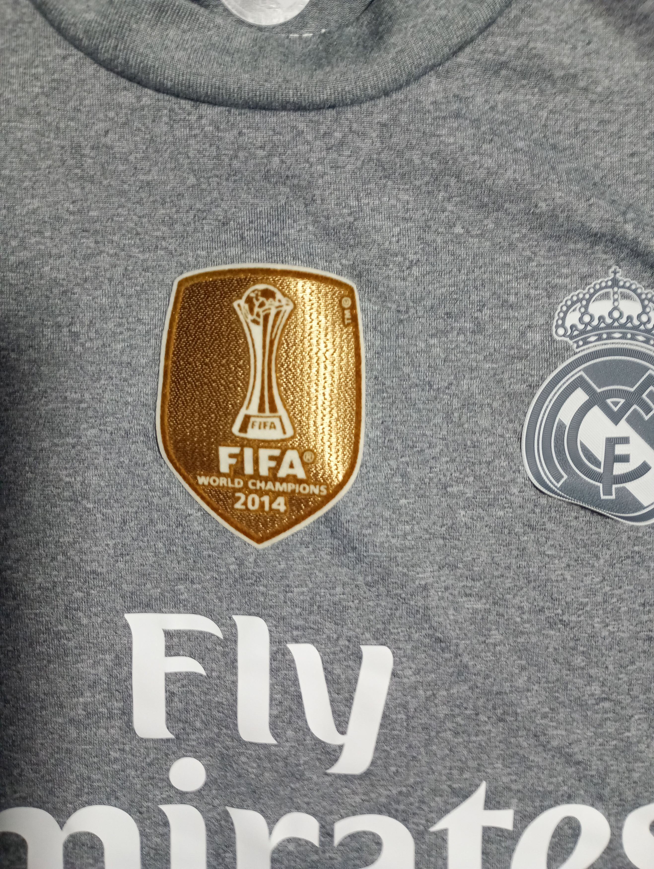 Adidas Adidas Real Madrid Jersey World Cup Winner Logo 2015-16 Size US XL / EU 56 / 4 - 8 Thumbnail