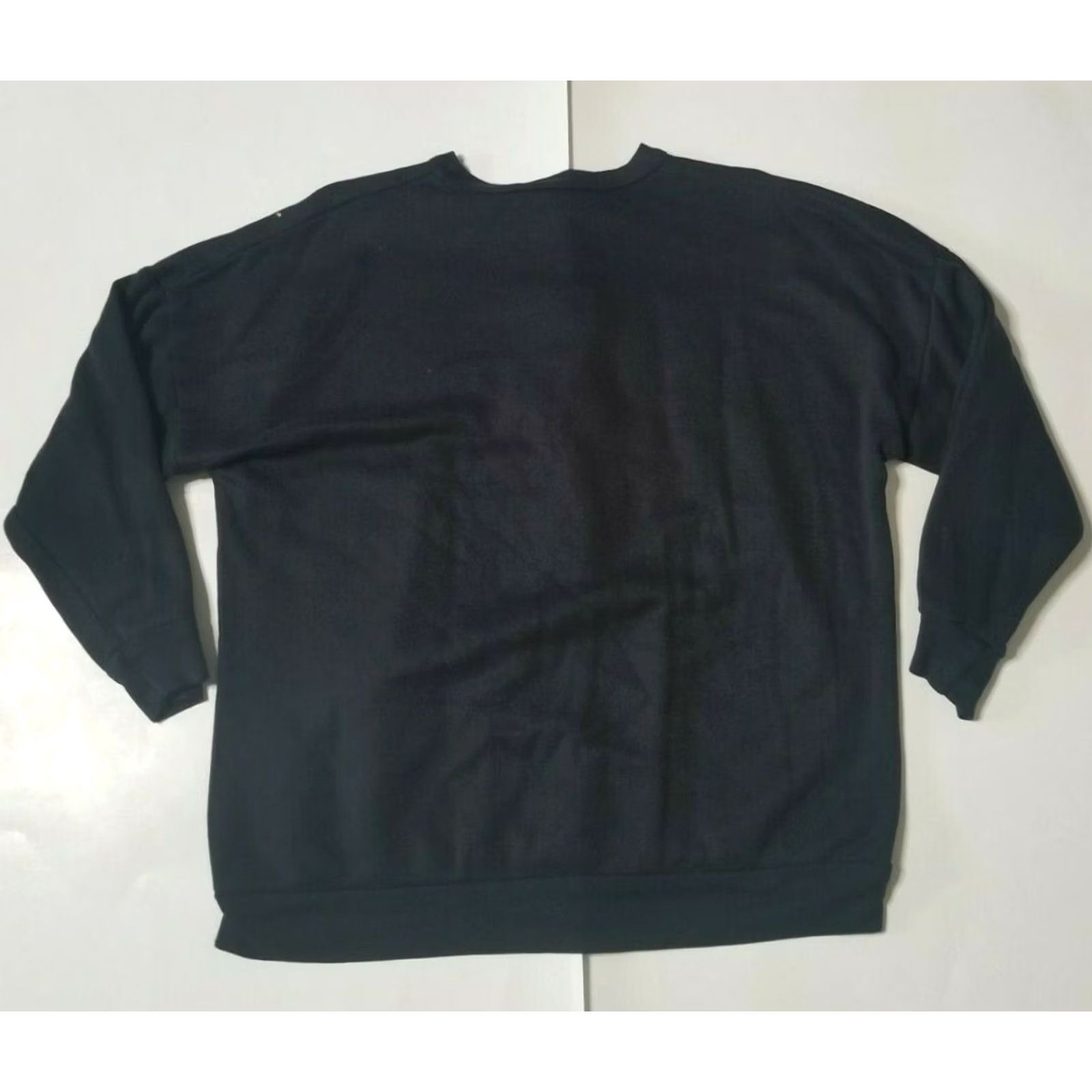 Vintage Land n' Sea Christmas Sweatshirt Womens M Crewneck Pullover Black Glitter Graphics Wool/Activewear N/A Size M / US 6-8 / IT 42-44 - 2 Thumbnail