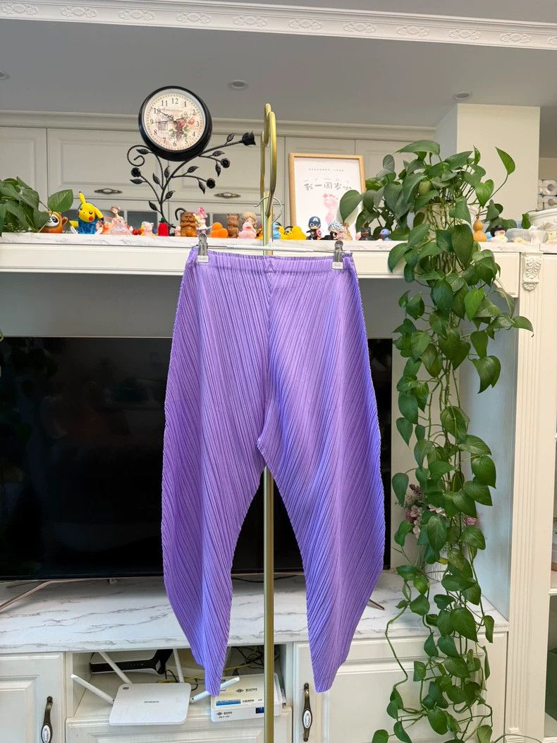 Issey Miyake Issey Miyake size:3 Purple pleated pants Size 42" / US 20 - 5 Thumbnail