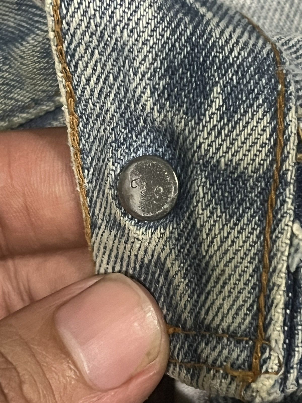 Levi's × Levi's Vintage Clothing × Vintage Vintage 80s Levi’s 501 Button Fly Blue Washed Trashed Jeans Size US 28 / EU 44 - 9 Thumbnail