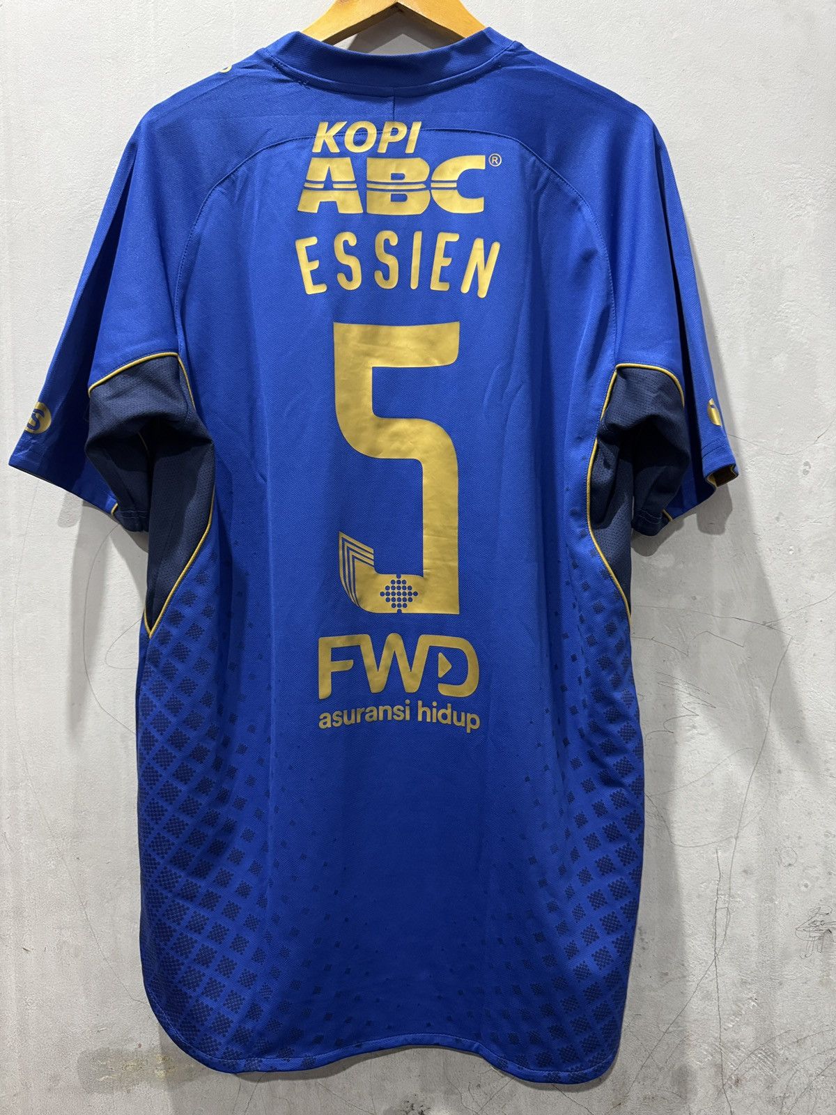 Other Jersey Persib Bandung Size US XL / EU 56 / 4 - 2 Thumbnail