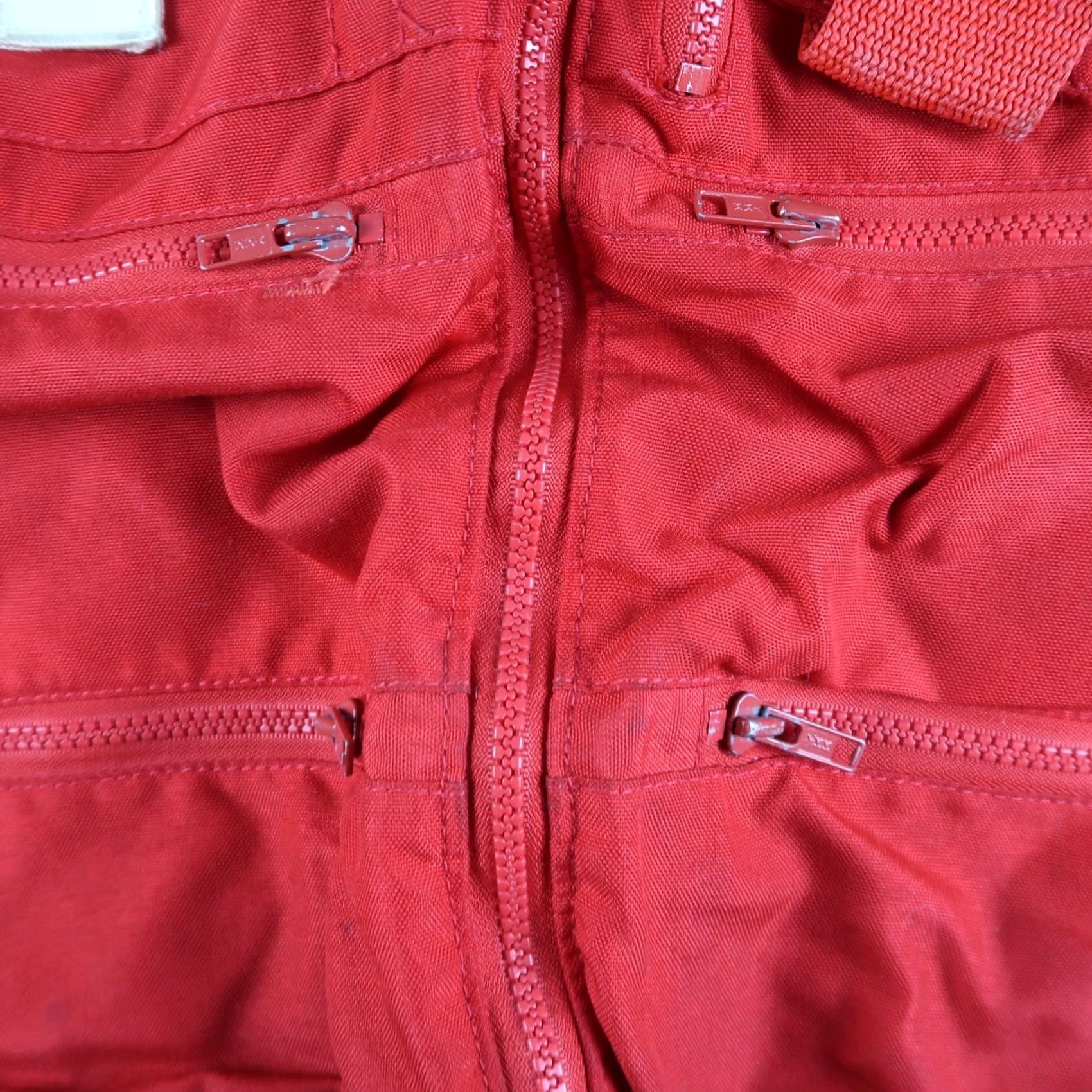 Vintage VINTAGE 90s Ski Area Supplies Vest Mens Size M Red Cross Patch Made In USA Size US M / EU 48-50 / 2 - 3 Thumbnail