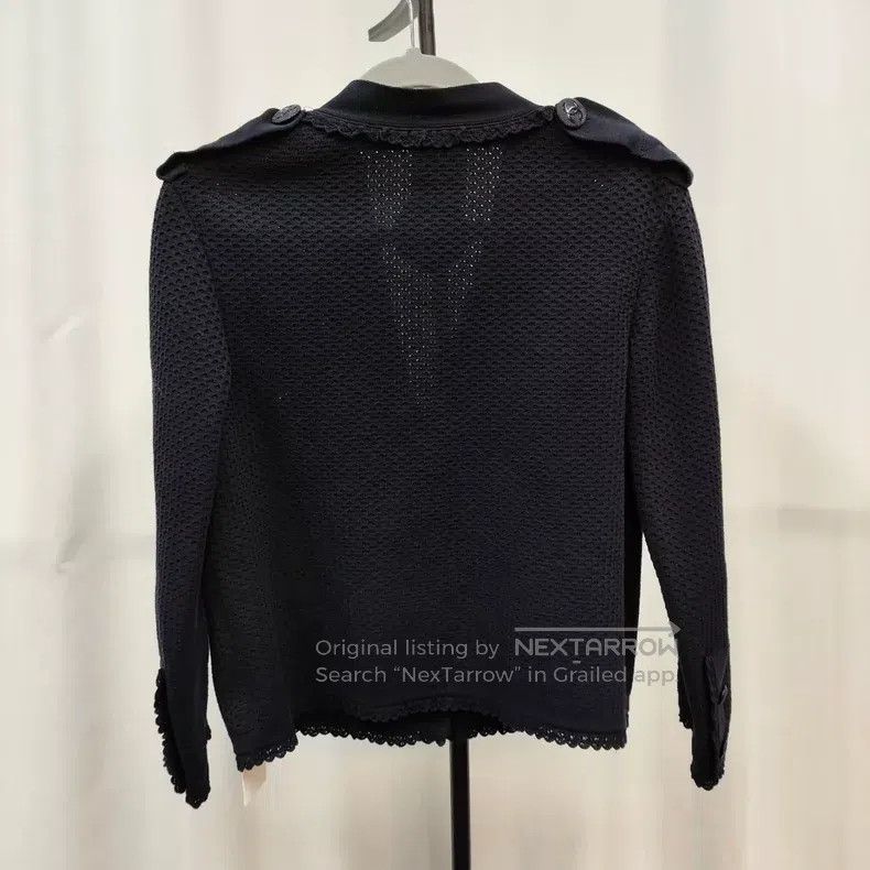 Chanel Chanel V-neck four-pocket knitted jacket Size XS / US 0-2 / IT 36-38 - 2 Thumbnail