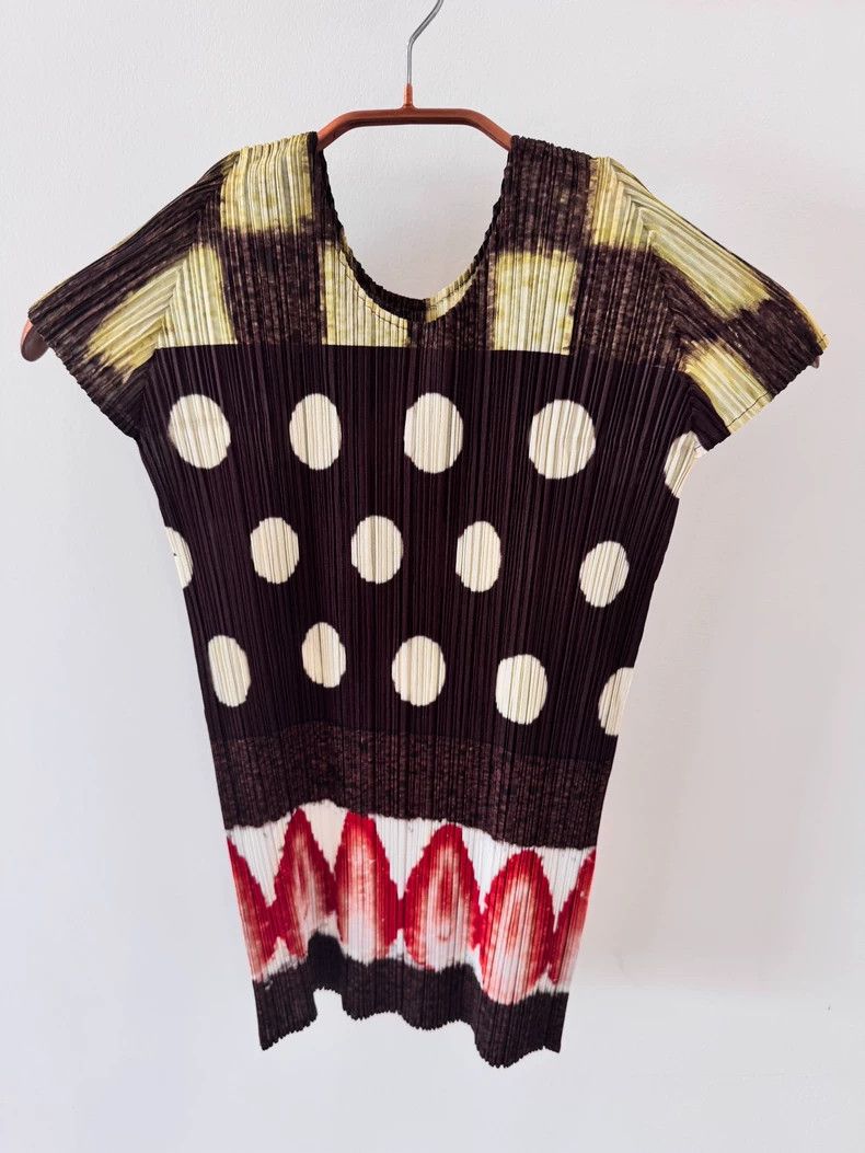 Issey Miyake Issey Miyake size:3 Retro strawberry cake pleated top Size M / US 6-8 / IT 42-44 - 1 Thumbnail
