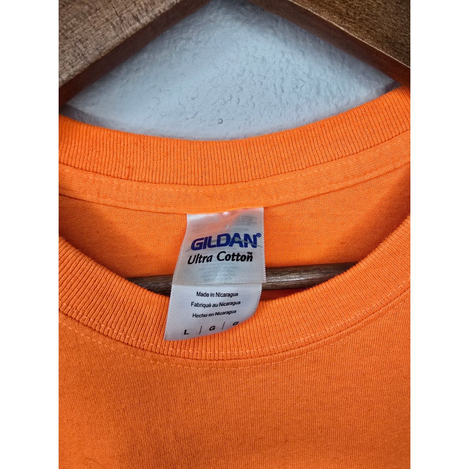 Gildan Peach Festival Orange Fort Collins Volunteer Festival Shirt Size US L / EU 52-54 / 3 - 4 Thumbnail