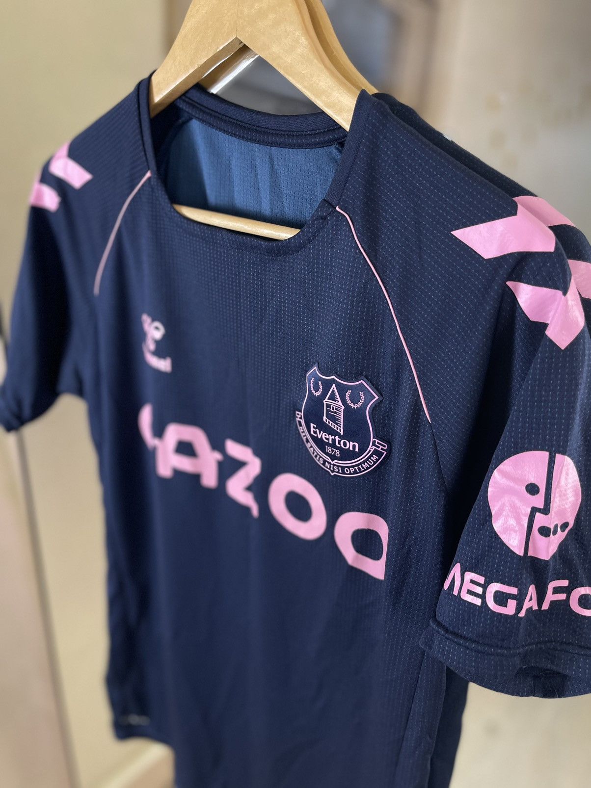 Hummel Everton 21/22 Third Kit Hummel ZeroH2O Tech Soccer Jersey Size US M / EU 48-50 / 2 - 2 Thumbnail