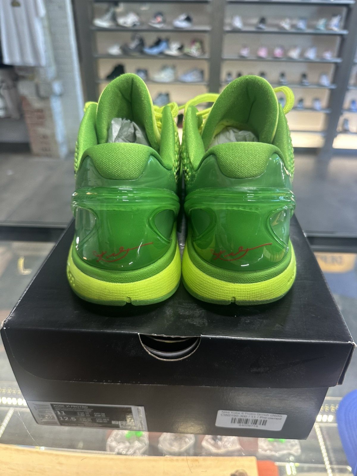 Nike Nike kobe 6 protro grinch 2020 Size US 11 / EU 44 - 3 Thumbnail
