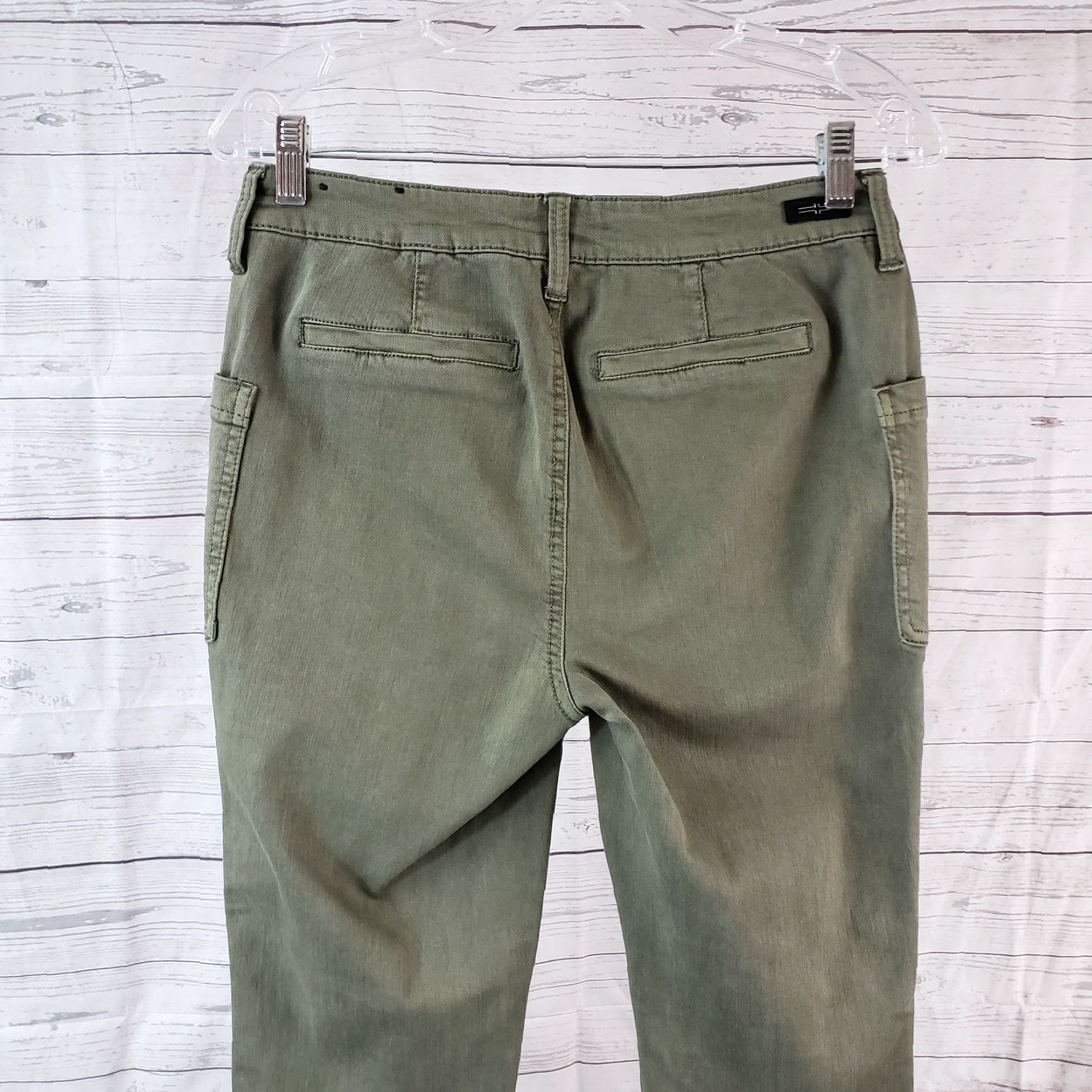 Vintage Liverpool Womens Kylie Cropped Cargo Pants Size 4 Green Mid Rise Cotton Blend Cropped Pants Womens Liverpool Jeans Casual Size 27" / US 4 / IT 40 - 5 Thumbnail