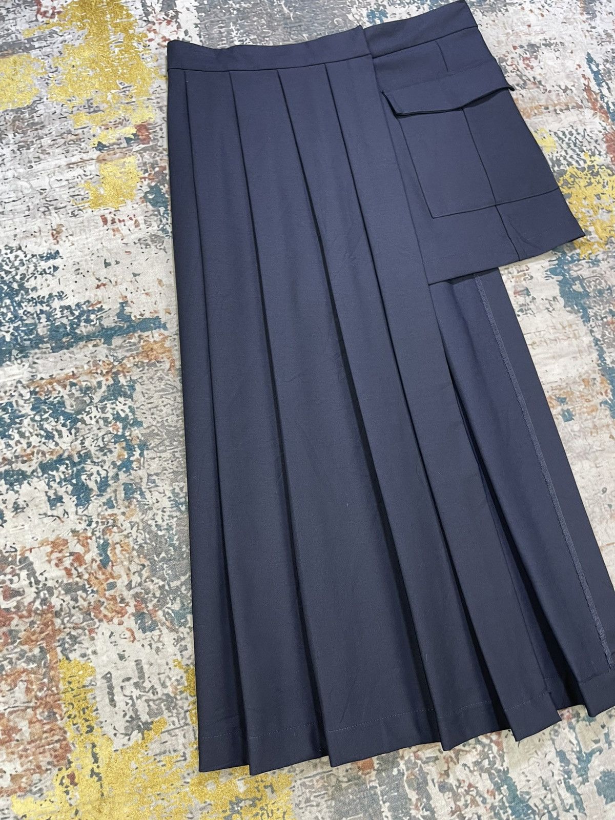 Zara ZARA Assymetrical Pleated Midi Skirt Size 32" / US 10 / IT 46 - 2 Thumbnail