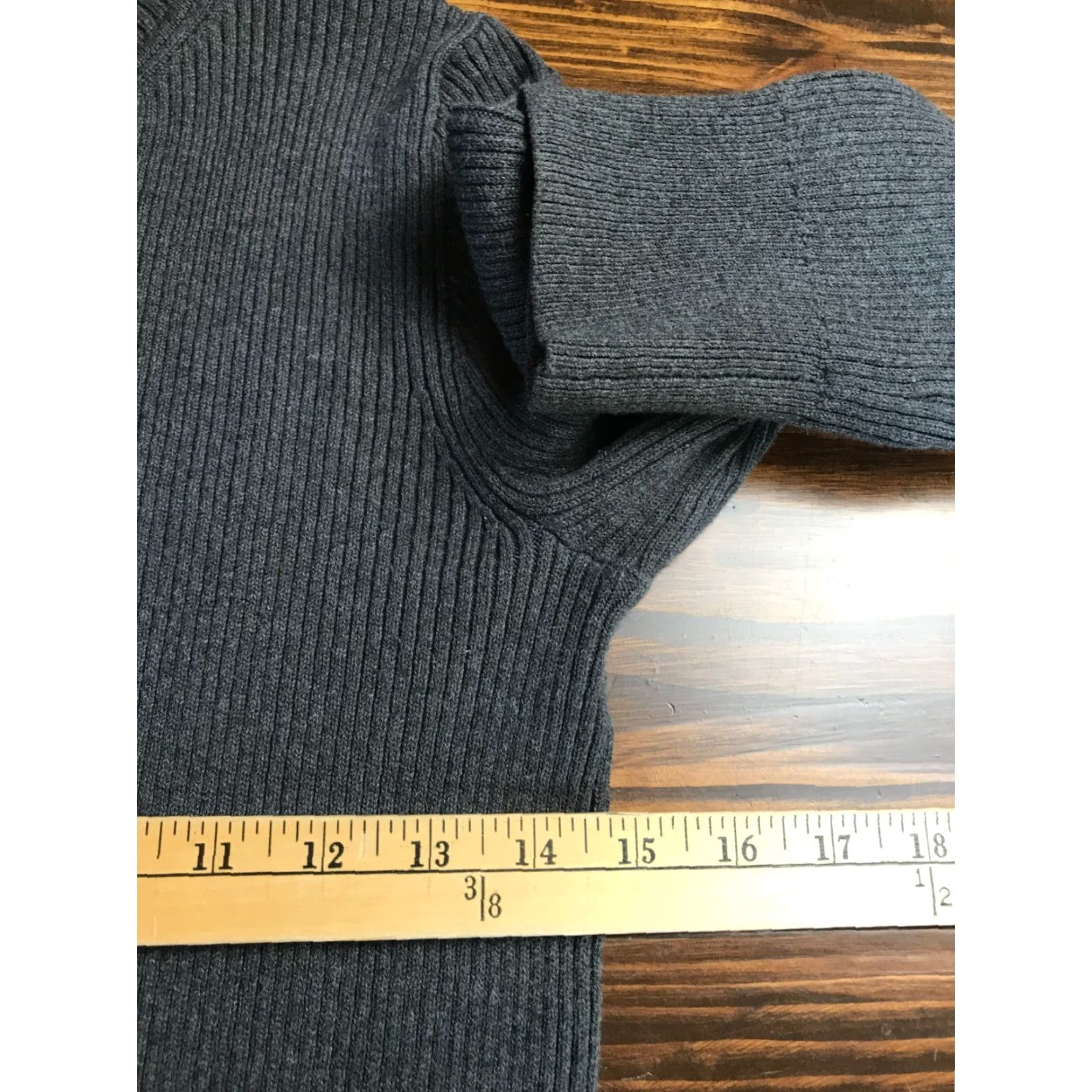 Eddie Bauer Eddie Bauer Sweater Womens Petite Medium Gray Ribbed Full Zip Size M / US 6-8 / IT 42-44 - 3 Thumbnail