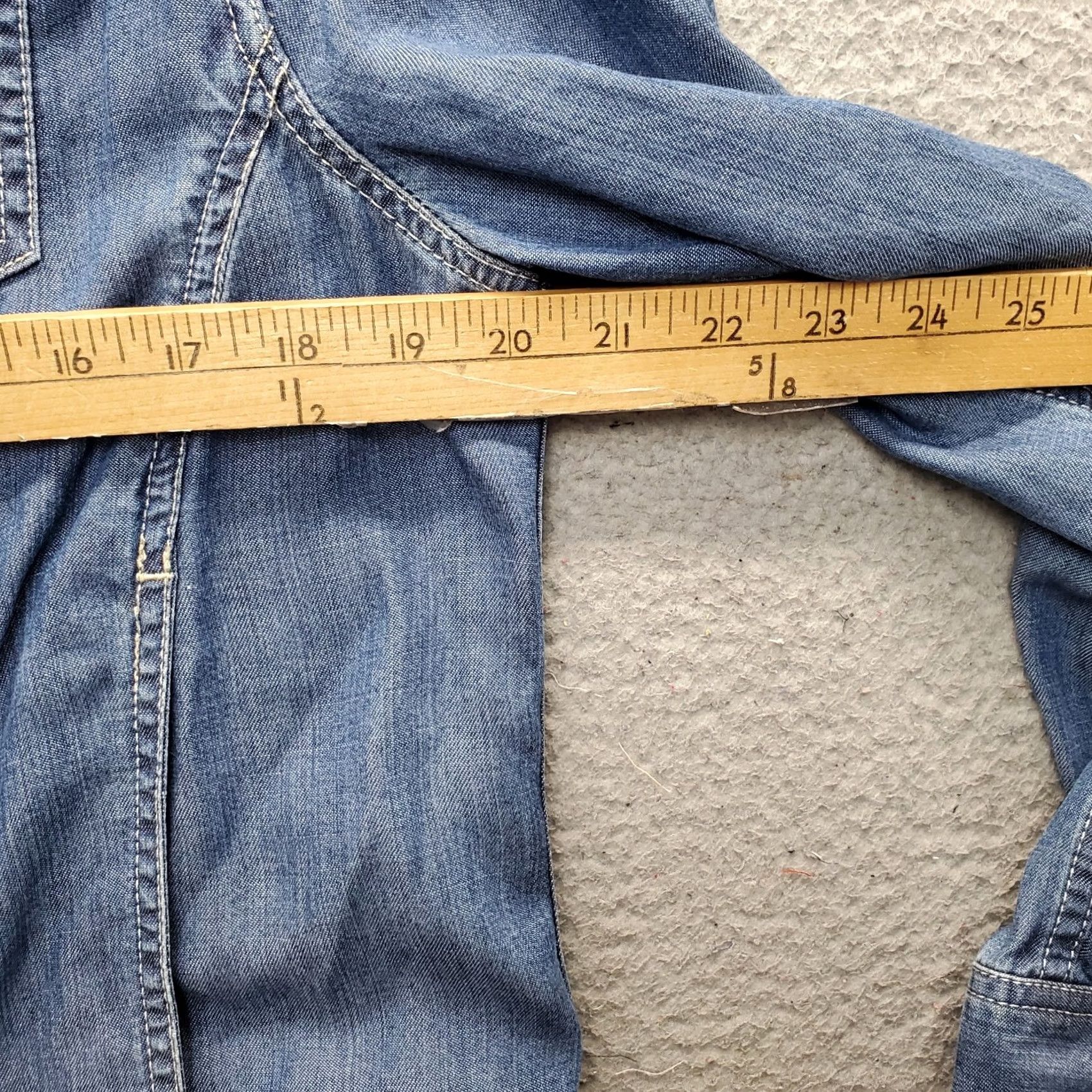 Vintage L.L. Bean Trucker Jacket Women M Blue Denim Stars Sunflower Patches Button Front Size M / US 6-8 / IT 42-44 - 4 Thumbnail
