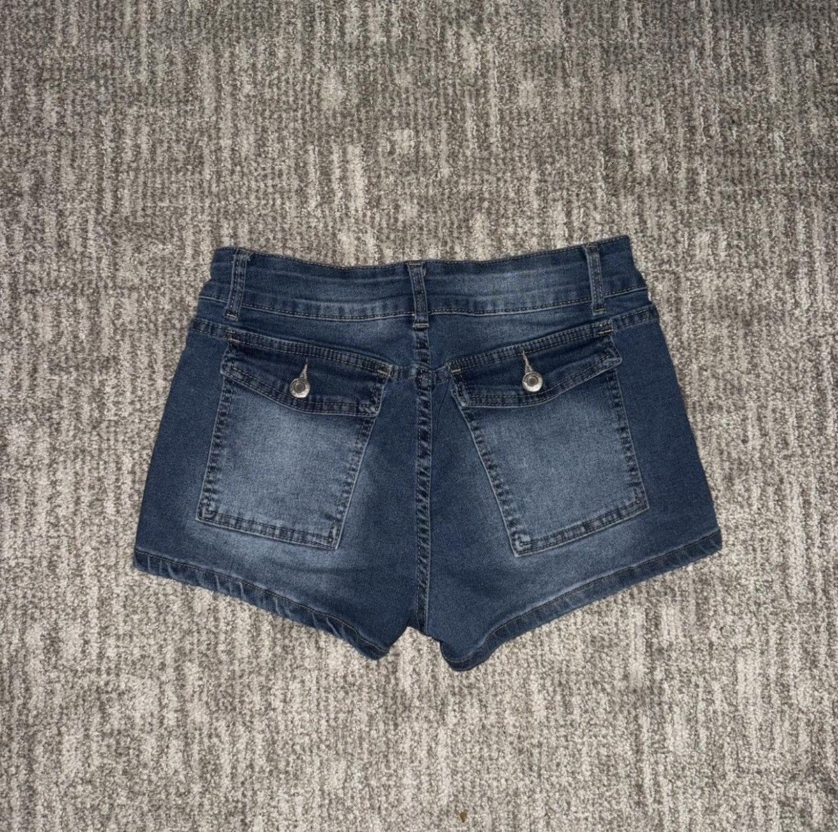 Other dark wash denim shorts Size 28" / US 6 / IT 42 - 2 Thumbnail