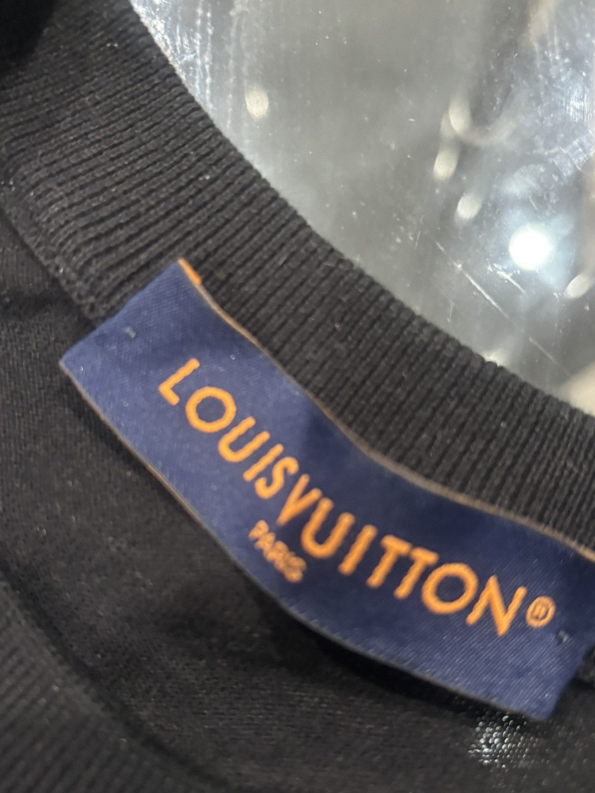 Louis Vuitton Louis Vuitton Short-Sleeved Cotton Crewneck Authentic Size US S / EU 44-46 / 1 - 5 Thumbnail
