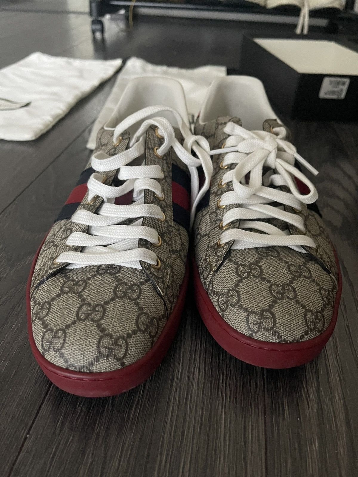 Gucci Men’s Ace GG Supreme Sneakers Size US 11 / EU 44 - 2 Thumbnail