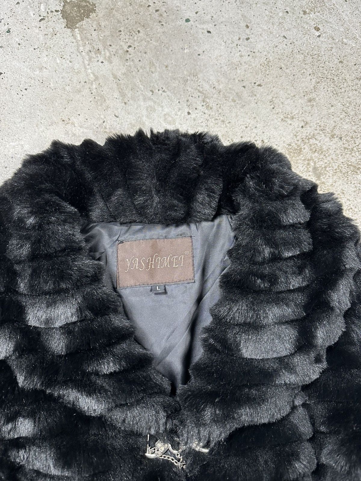 If Six Was Nine × Japanese Brand × Le Grande Bleu (L.G.B.) Vintage Y2K Faux Fur Black Jacket Japanese Style Size US XS / EU 42 / 0 - 7 Thumbnail