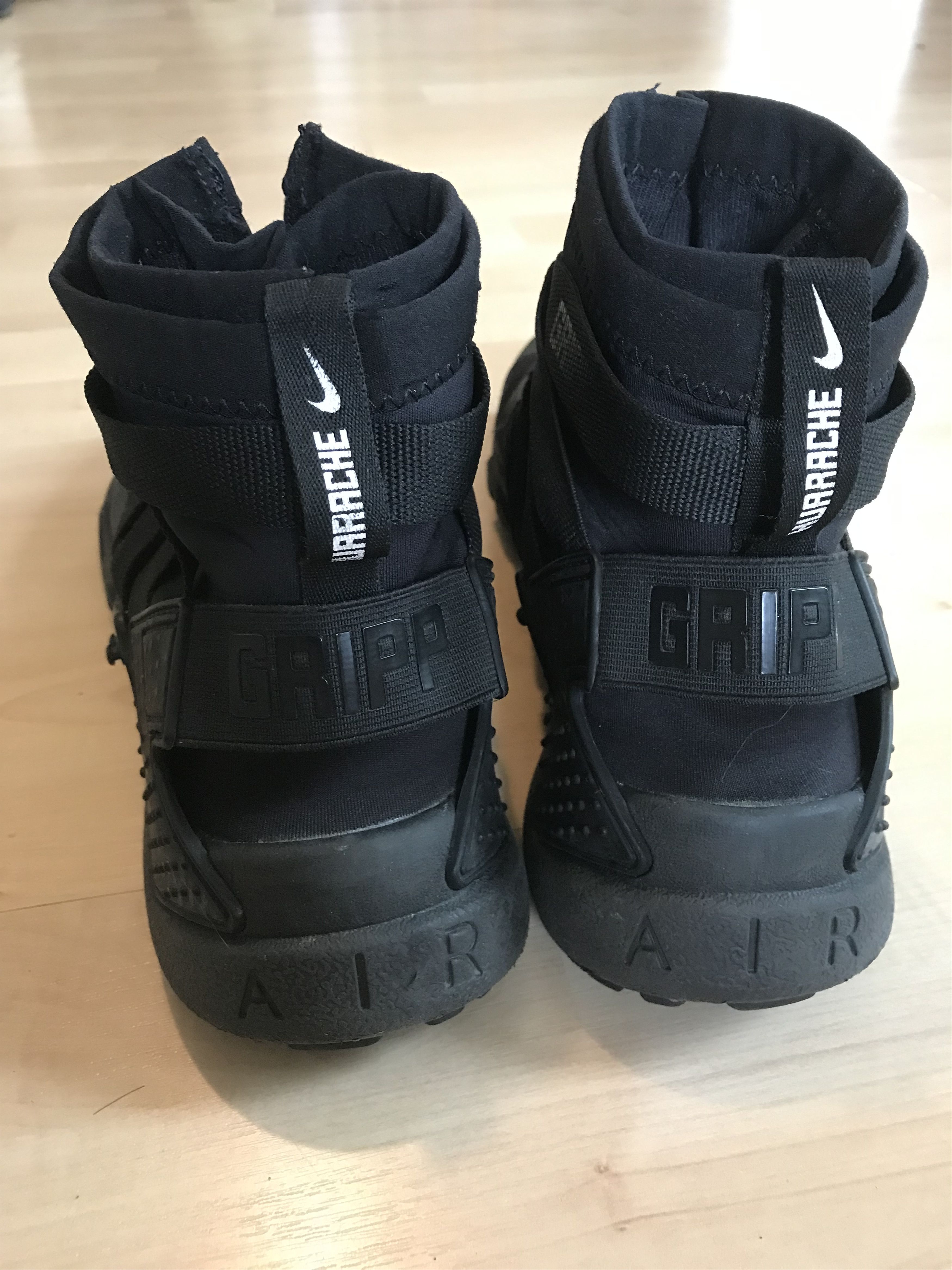 Nike Air Huarache Gripp Black