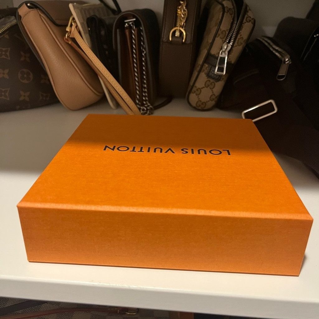 Louis Vuitton Louis Vuitton Small Box 6.75”x6.5” Orange Size ONE SIZE - 5 Thumbnail