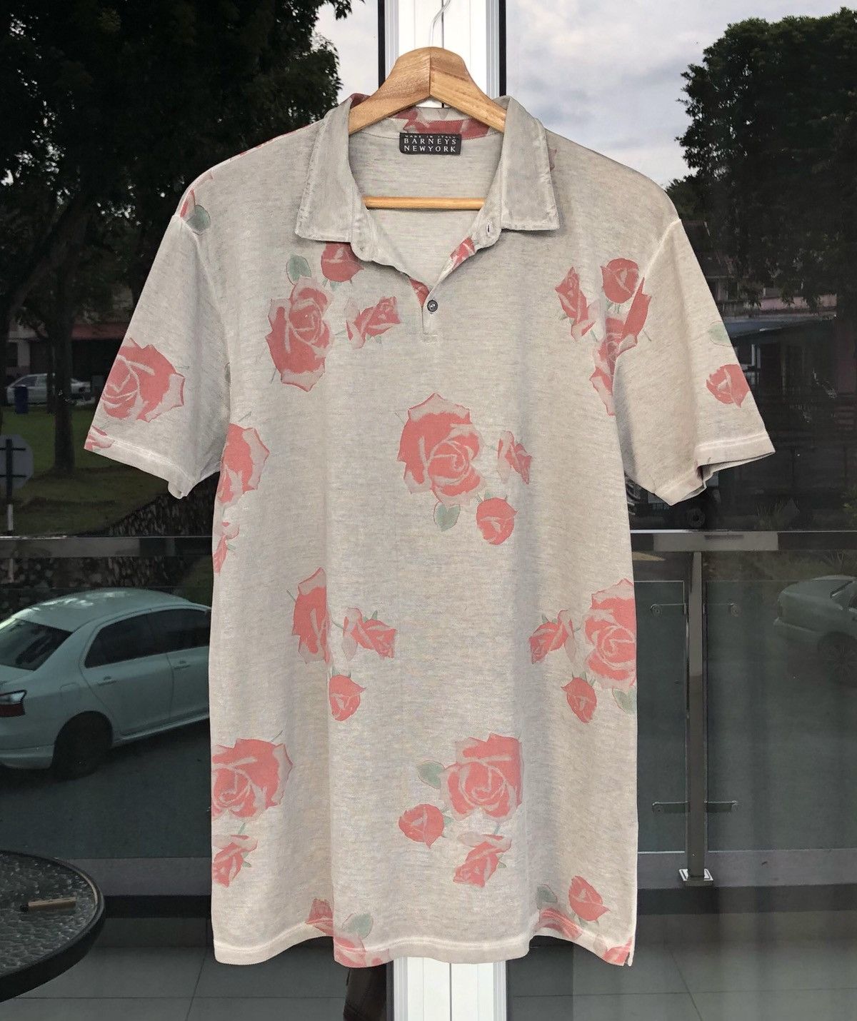 Barneys New York BARNEY'S NEW YORK FLORAL PRINTED MEN POLO TEE Size US M / EU 48-50 / 2 - 1 Thumbnail