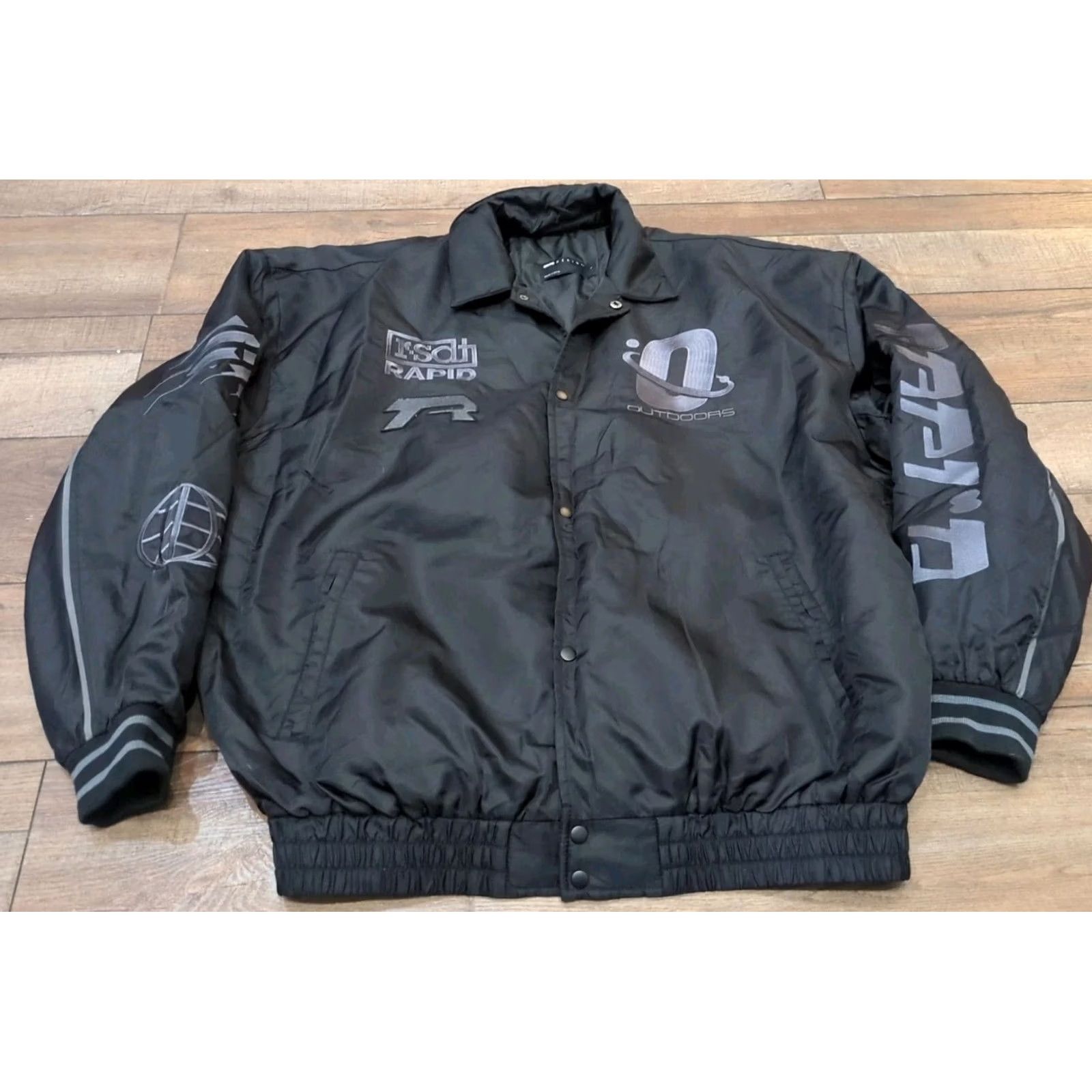 Asos ASOS Bomber Jacket Men Large Black Nylon Varsity Motocross With Badges Oversized Coach Casual Mid-Length 3/4 Button Spread Collar Size US L / EU 52-54 / 3 - 2 Thumbnail