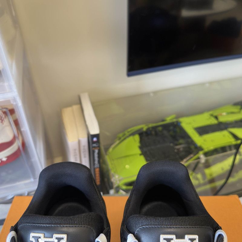 Louis Vuitton Louis Vuitton Trainer Black Leather Low-Top Sneakers -2508 Size US 8.5 / EU 41-42 - 8 Thumbnail