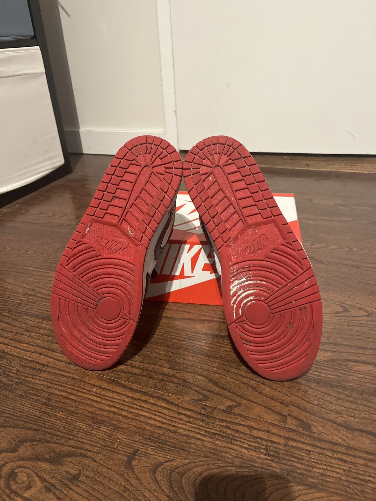 Jordan Brand × Nike Jordan 1 Low Bred Size US 11 / EU 44 - 5 Thumbnail