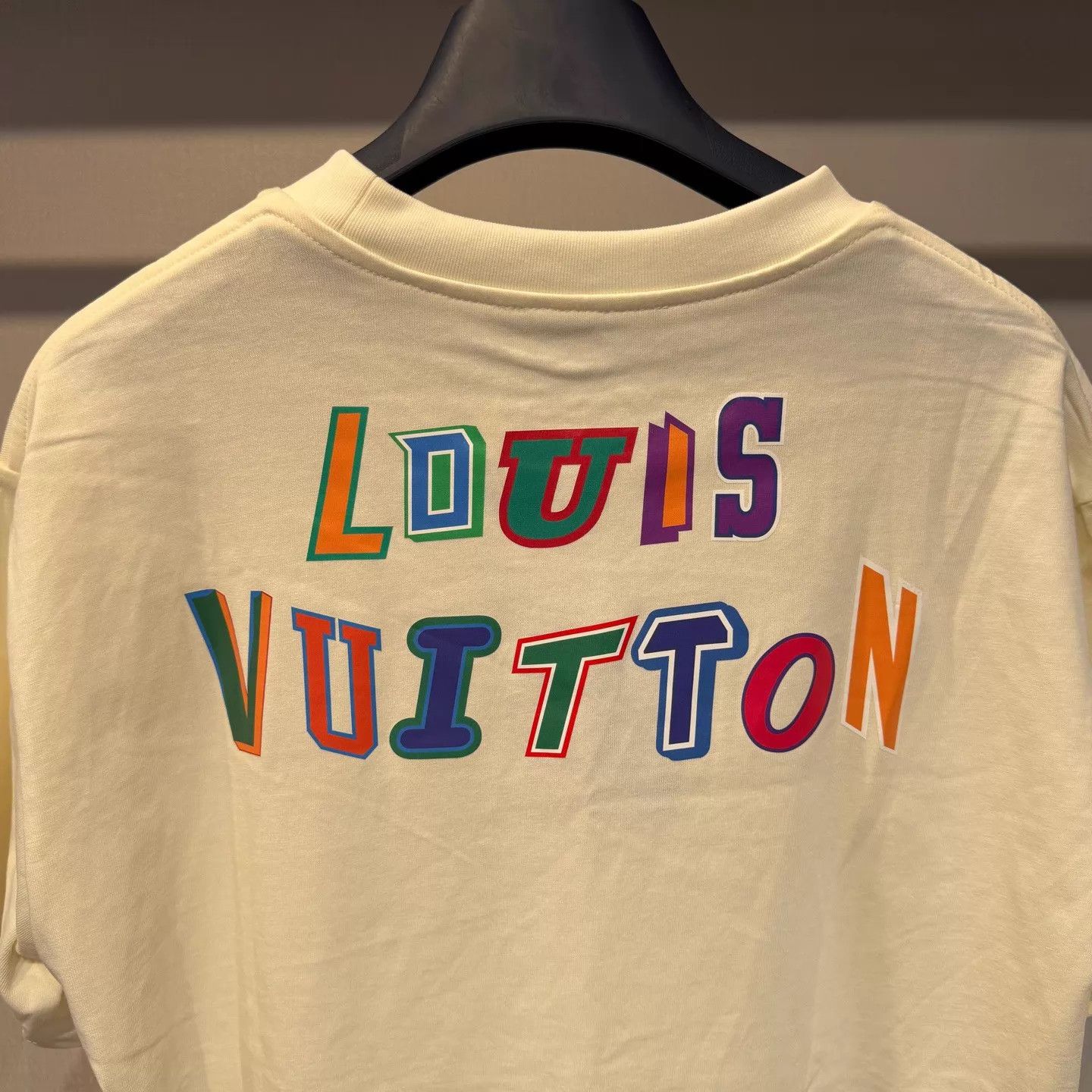 Louis Vuitton LV x NBA White Logo Short Sleeve Tee M Size US M / EU 48-50 / 2 - 5 Thumbnail