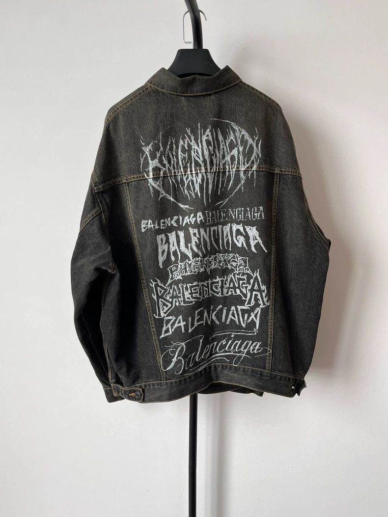 Balenciaga Balenciaga Old Jean jacket with dragon pattern in the Year Size US XS / EU 42 / 0 - 1 Thumbnail
