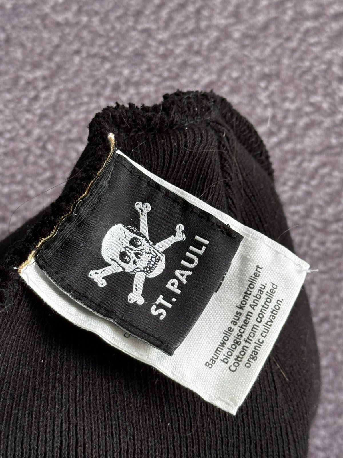 Vintage ST.PAULI SKULL SAINT PAULI HAT BEANIE FOOTBALL SOCCER Size ONE SIZE - 6 Thumbnail