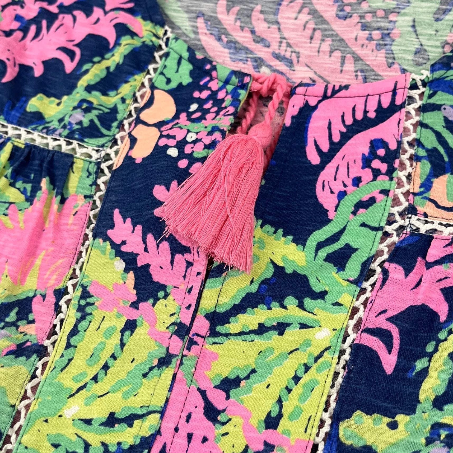 Lilly Pulitzer Lilly Pulitzer Tunic Blouse Womens Medium Multicolor Floral Tasseled Casual 3/4 Sleeve Size M / US 6-8 / IT 42-44 - 3 Thumbnail