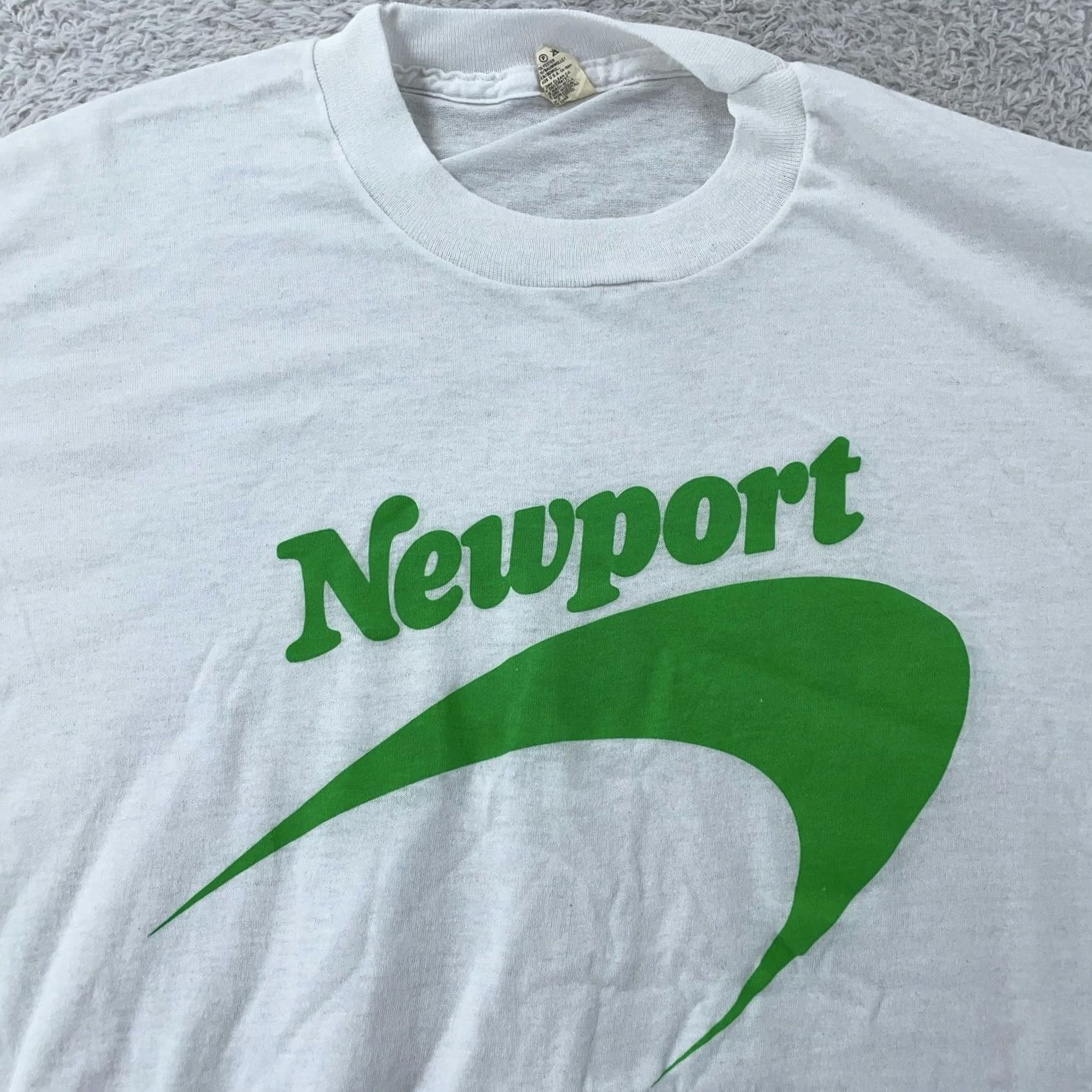 Vintage VINTAGE Newport T-Shirt Mens Medium Screen Stars USA Cigarette Tobacco 80s Size US M / EU 48-50 / 2 - 2 Thumbnail
