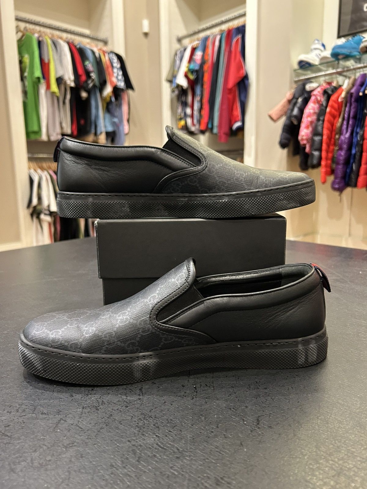 Gucci Gucci Monogram Slip On Sneakers Size US 10 / EU 43 - 2 Thumbnail