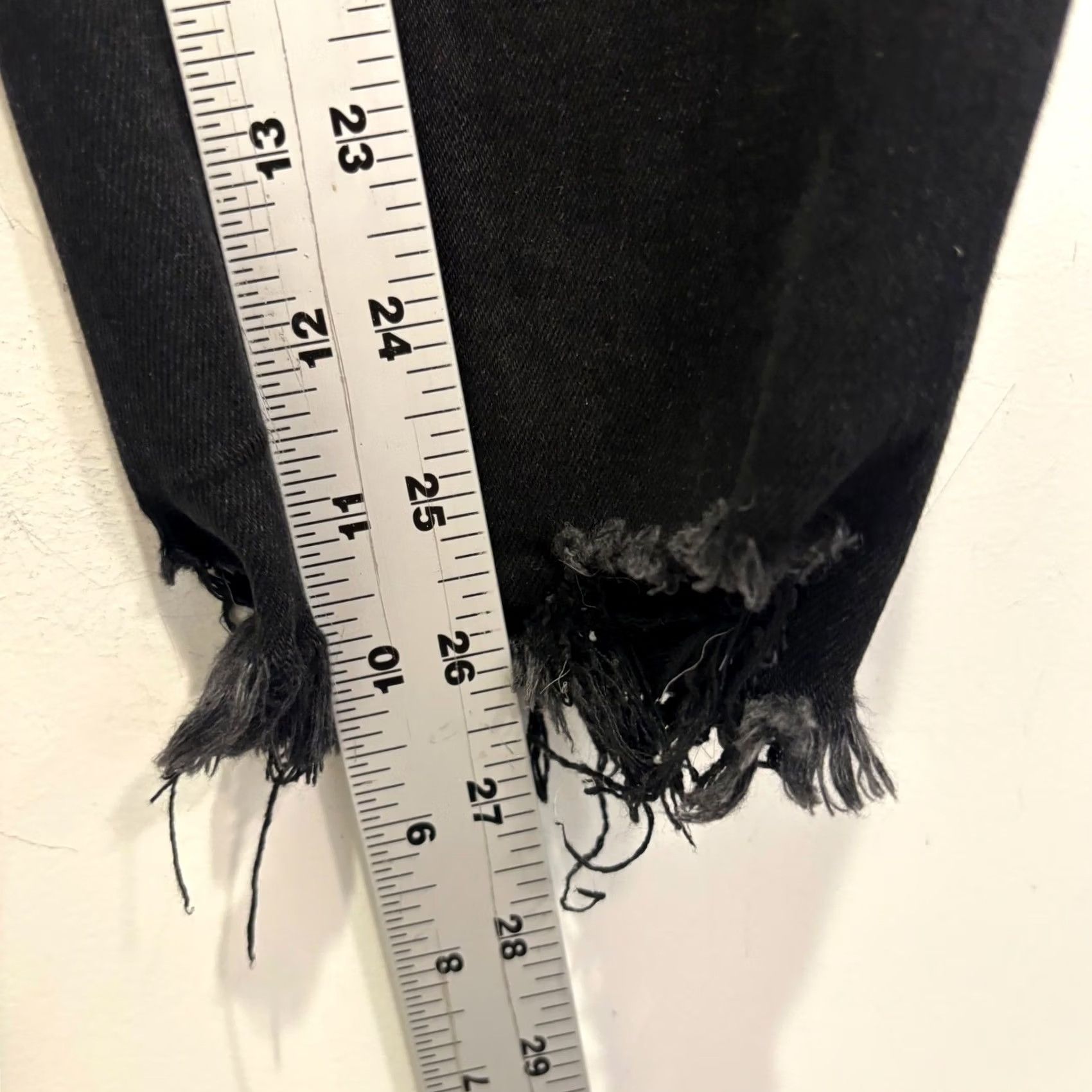 Vintage Vervet Los Angeles Jeans Skinny Black Distressed Button Fly Size 30 Women Size 24" / US 00 / IT 34 - 7 Thumbnail