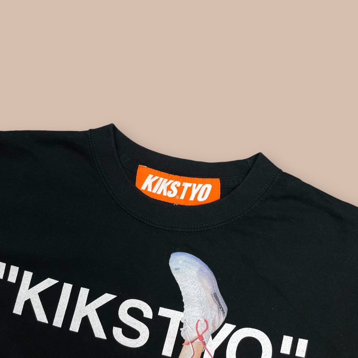 KIKS TYO X YUKA OGURA - OFF-WHITE CT70HI TEE