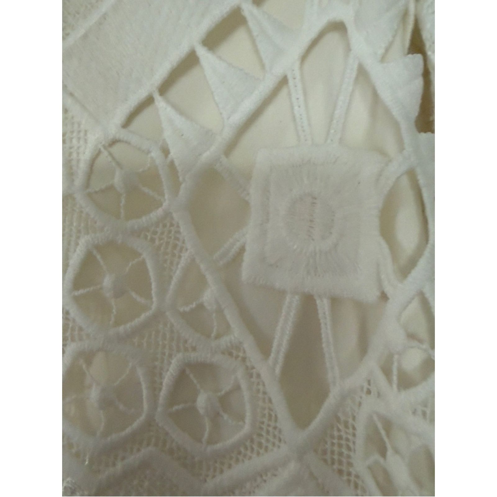 ALEXIS Alexis Cream Floral Lace V-Neck Bell Sleeve Top Size XS / US 0-2 / IT 36-38 - 6 Thumbnail
