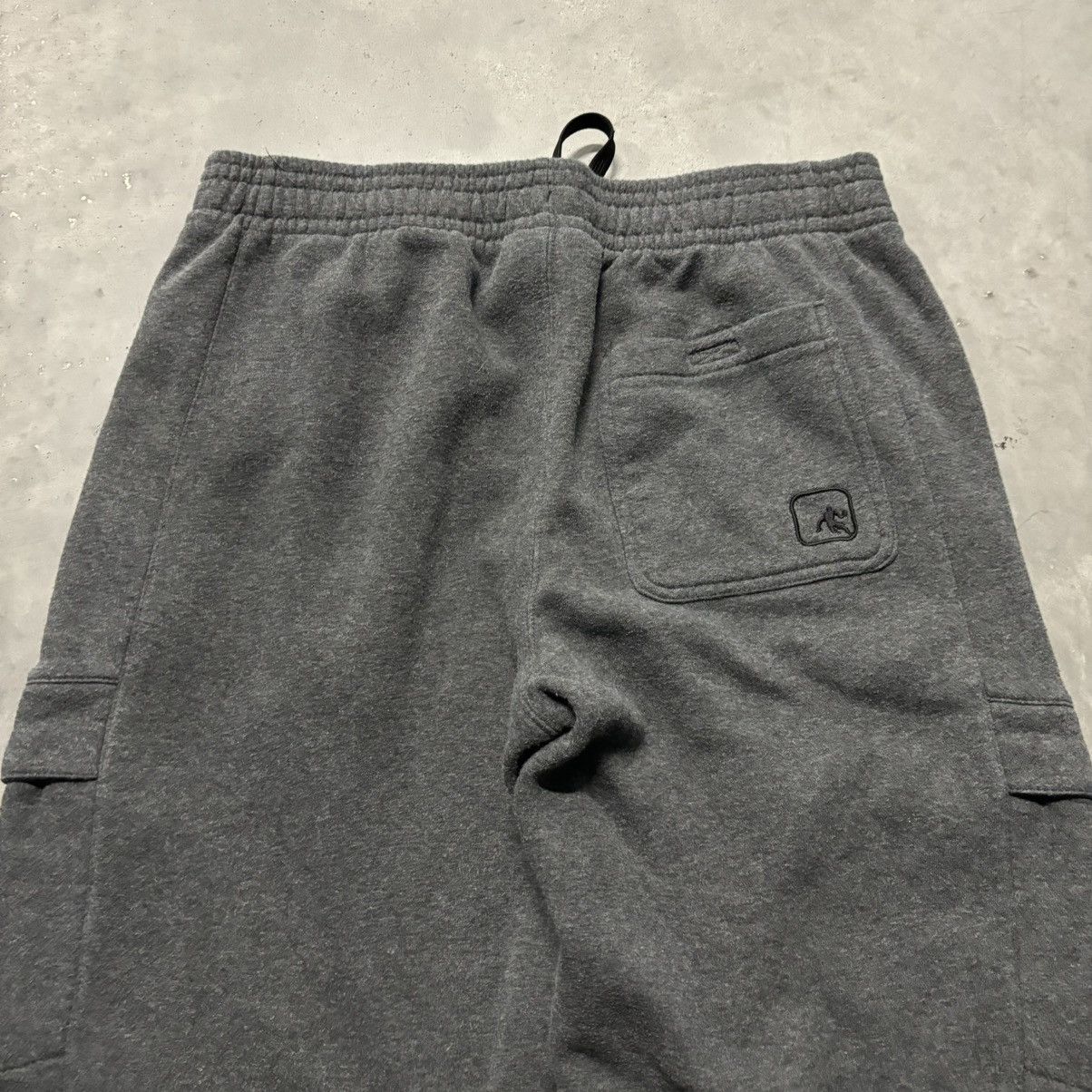 Japanese Brand × Vintage Crazy Vintage Y2K/2000s Dark Grey Skater Cargo Essential Sweatpants! Size US 32 / EU 48 - 6 Thumbnail