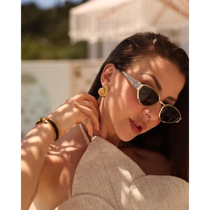 Gucci Gucci GG1853S 001 Sunglasses Gold Oval Frame, Grey Lenses Size ONE SIZE - 1 Thumbnail