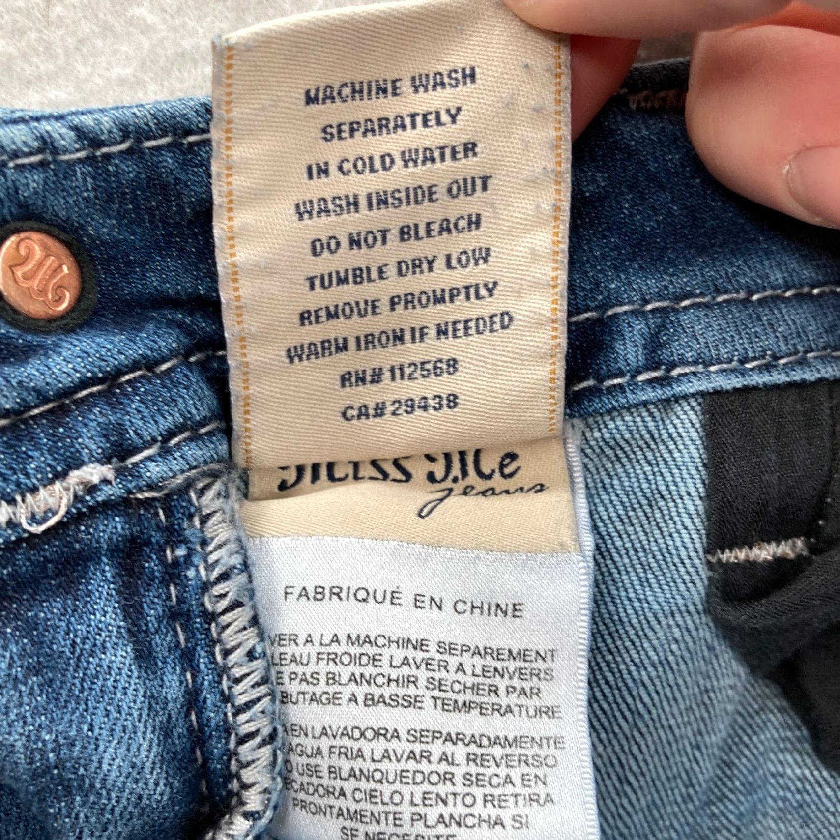 Miss Me Miss Me Signature Skinny Jeans Women's 28 Blue Stretch Denim Cross Embroidered Jeans Size 28" / US 6 / IT 42 - 7 Thumbnail