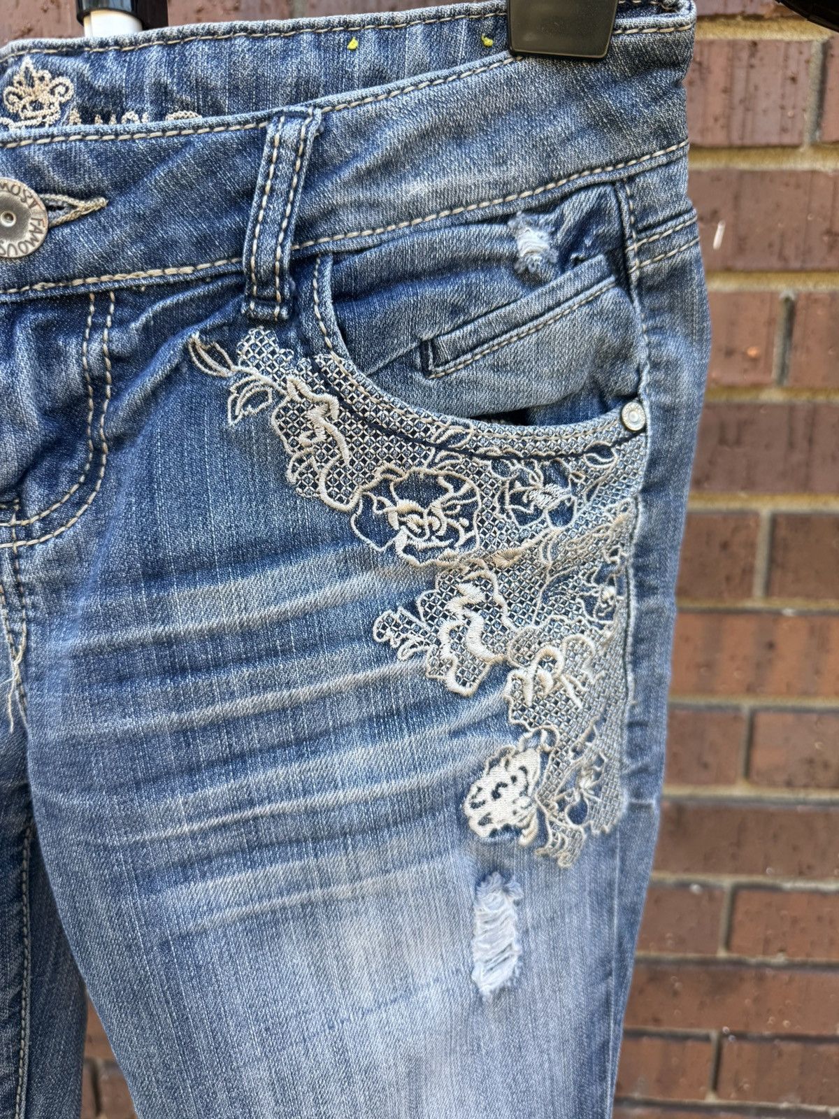 Almost Famous Y2K Almost Famous Stretch Skinny Jeans Low Rise Junior 9 Size 30" / US 8 / IT 44 - 3 Thumbnail