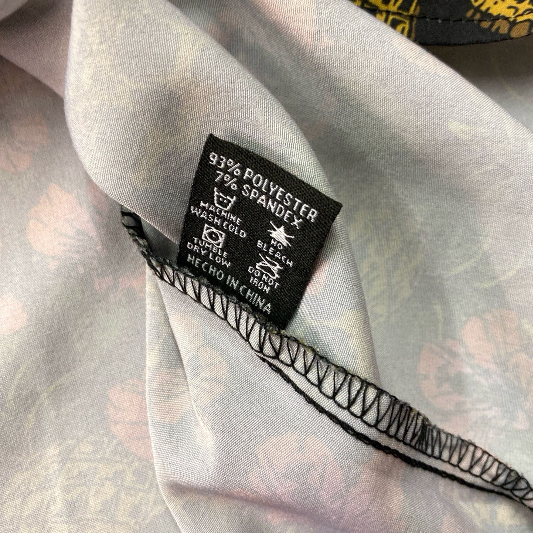 Vintage Dixxon Flannel Company Shirt Women Medium Black Red Floral Skull Hall Pass Size M / US 6-8 / IT 42-44 - 4 Thumbnail
