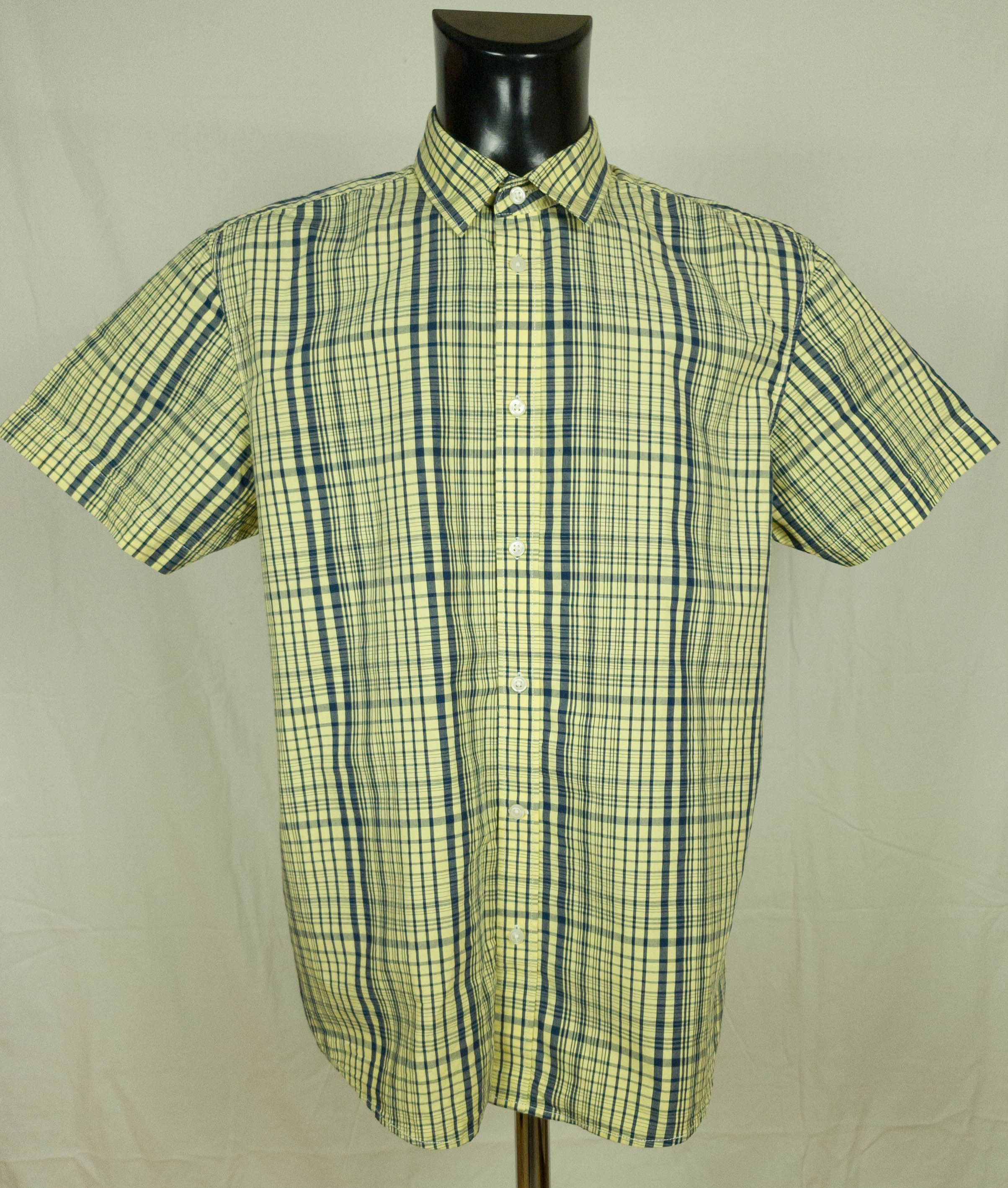 Levi's MENS Levi's SHIRT SHORT SLEEVE COTTON SIZE L EXCL Size US L / EU 52-54 / 3 - 1 Thumbnail