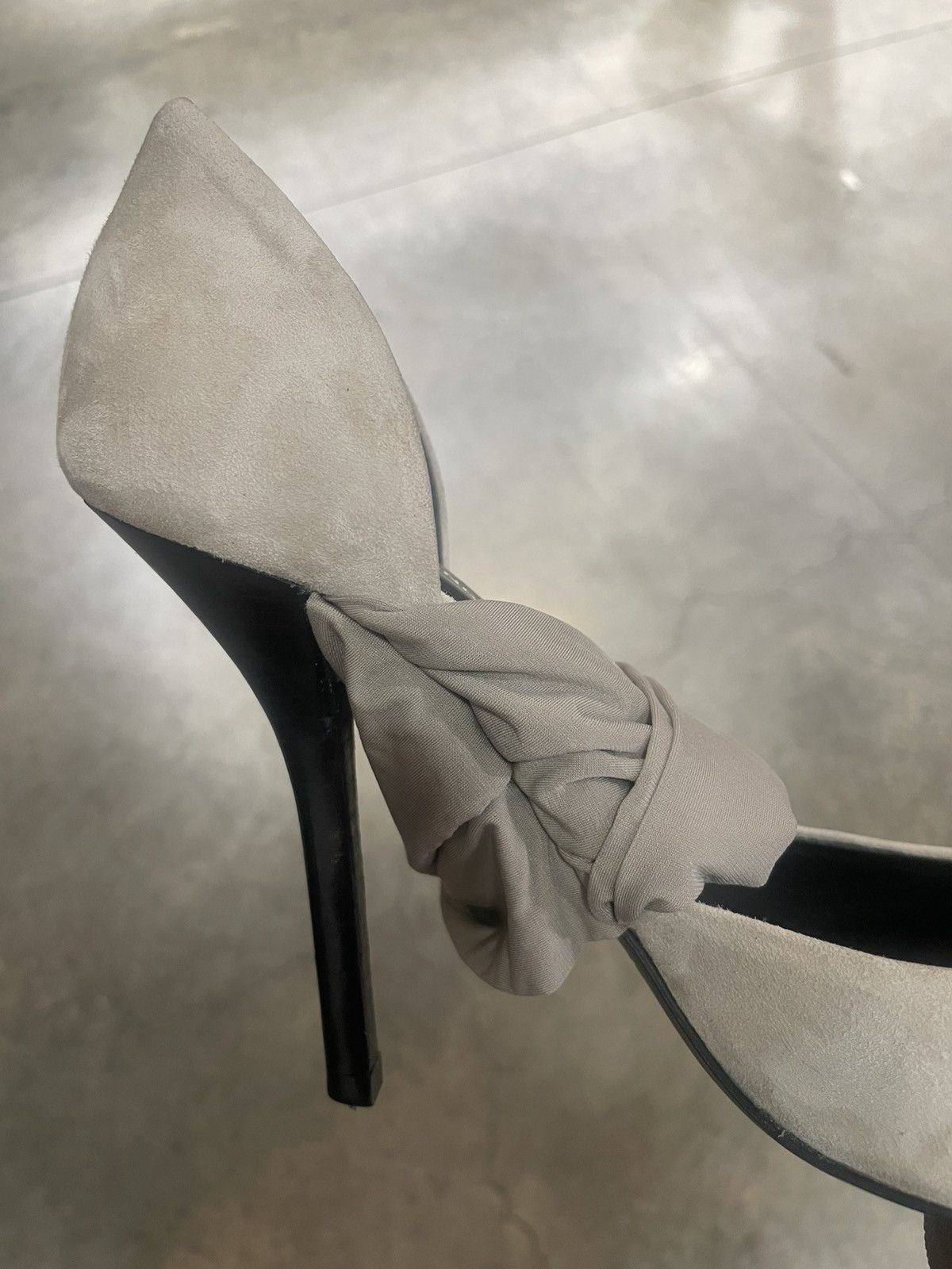 Helmut Lang FW24 Helmut Lang Beige Suede Pointed-Toe Pumps Size US 10 / IT 40 - 5 Thumbnail