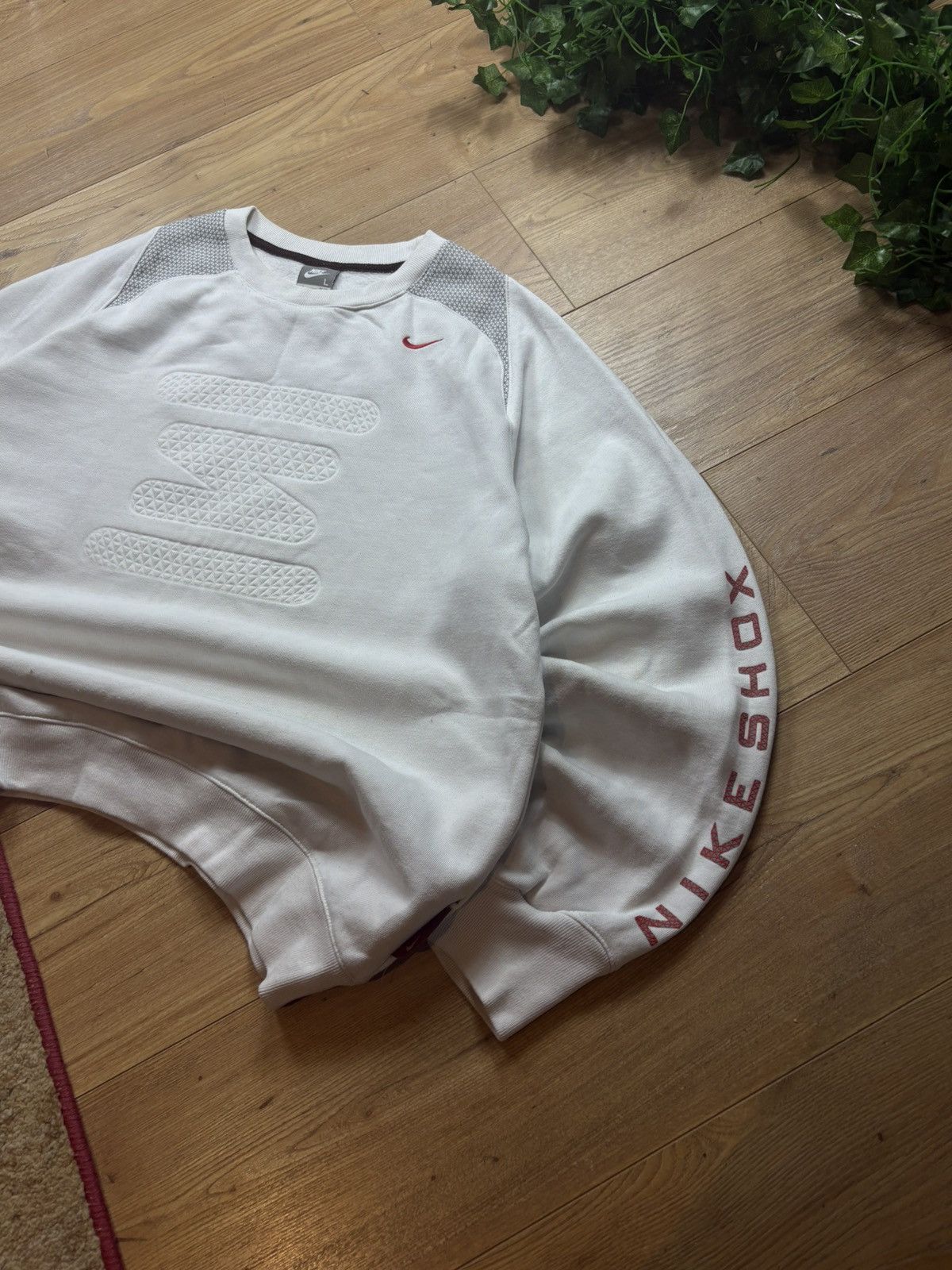 Nike 00s Nike Shox Vintage Big Logo Drill Spellout Sweatshirt Y2K Size US L / EU 52-54 / 3 - 3 Thumbnail