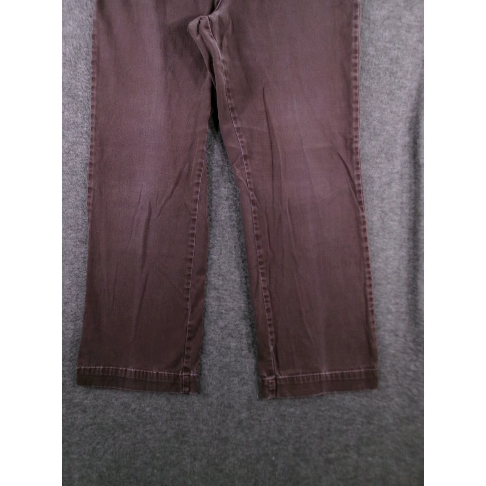 Lee Lee Pants Women 10 Petite Brown Chino Straight Leg Office Casual Comfortable Waistband 28in Inseam Womens Petite Brown Lee Pant 10P Size 32" / US 10 / IT 46 - 3 Thumbnail