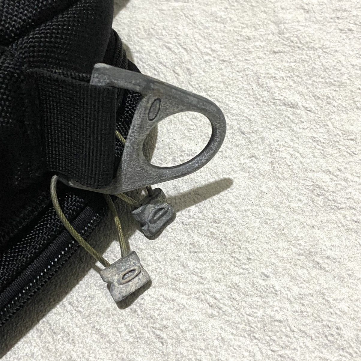 Oakley 🔥RARE🔥Vintage Oakley 2000s Icon Logo Bagpack Size ONE SIZE - 6 Thumbnail