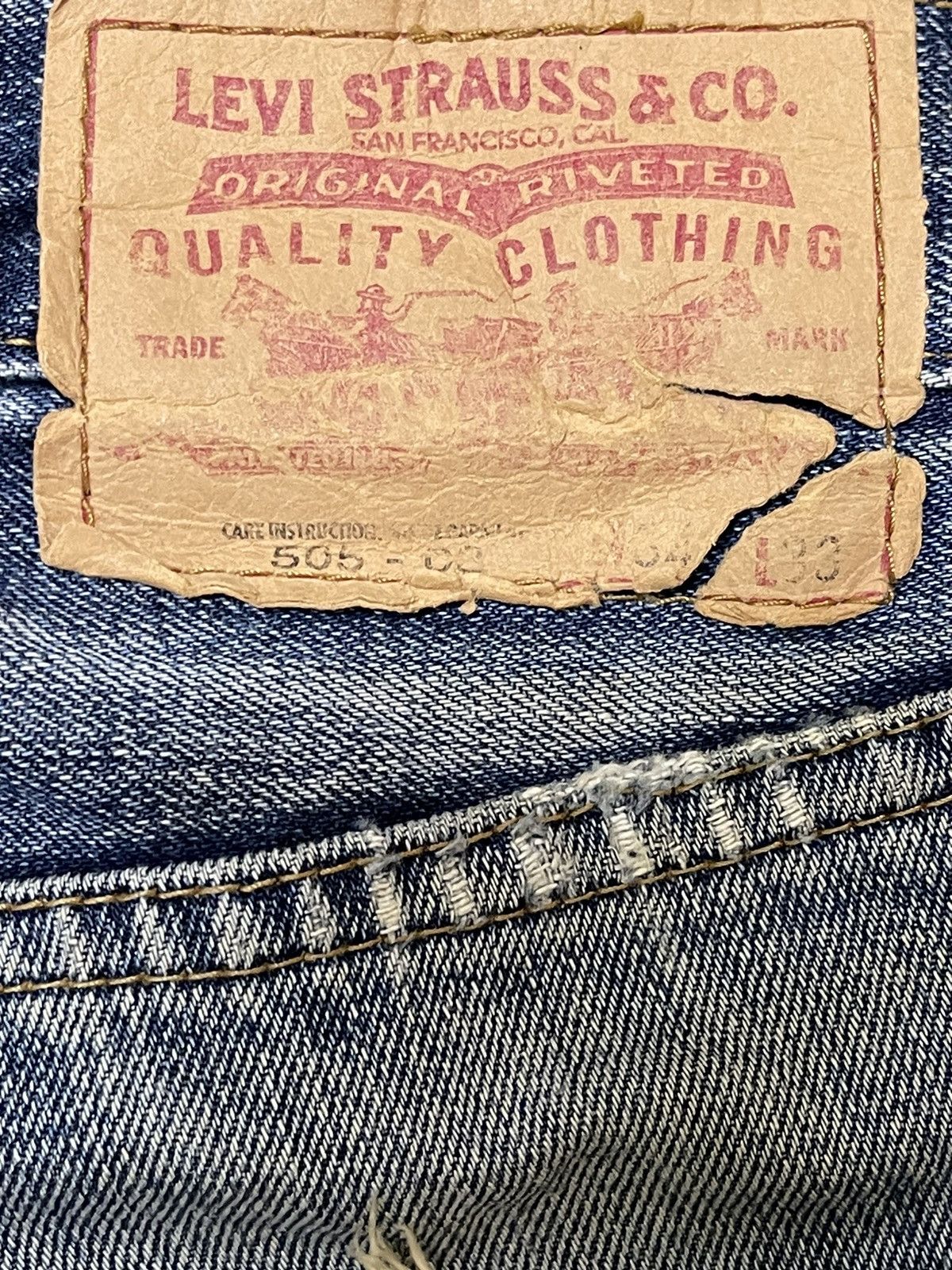Levi's Vintage 90s Levis 505 Mud Faded Wash Ripped Loose Jeans Size US 34 / EU 50 - 9 Thumbnail