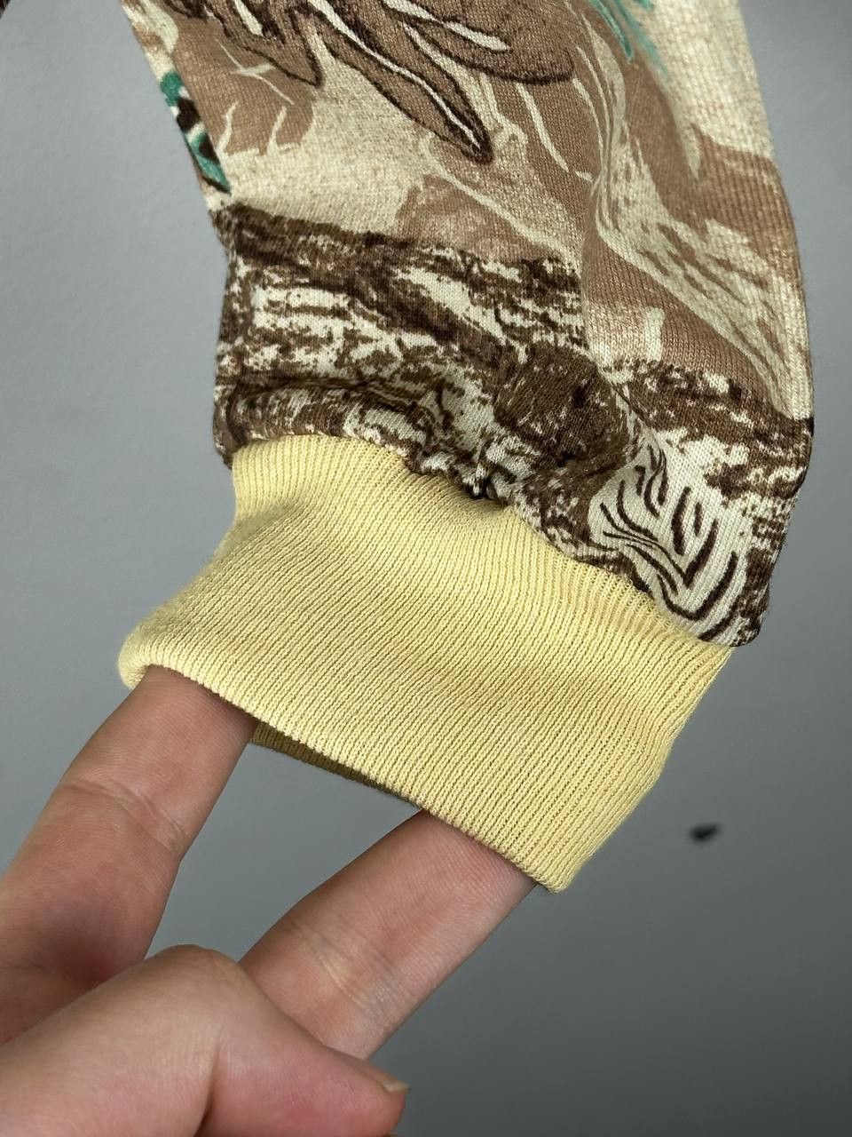 Band Tees Posty Co F1 Trillion Camo Long Sleeve Post Malone T Shirt Size US S / EU 44-46 / 1 - 7 Thumbnail