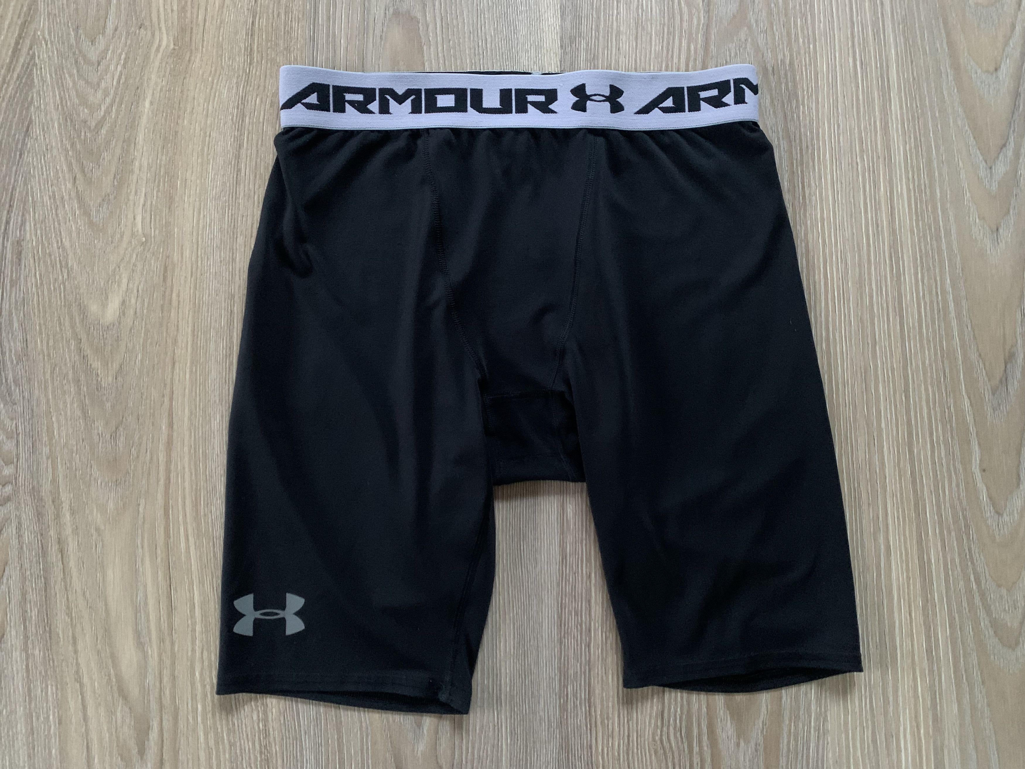 Under Armour Under Armour HeatGear Black Compression Shorts Size US 34 / EU 50 - 2 Thumbnail