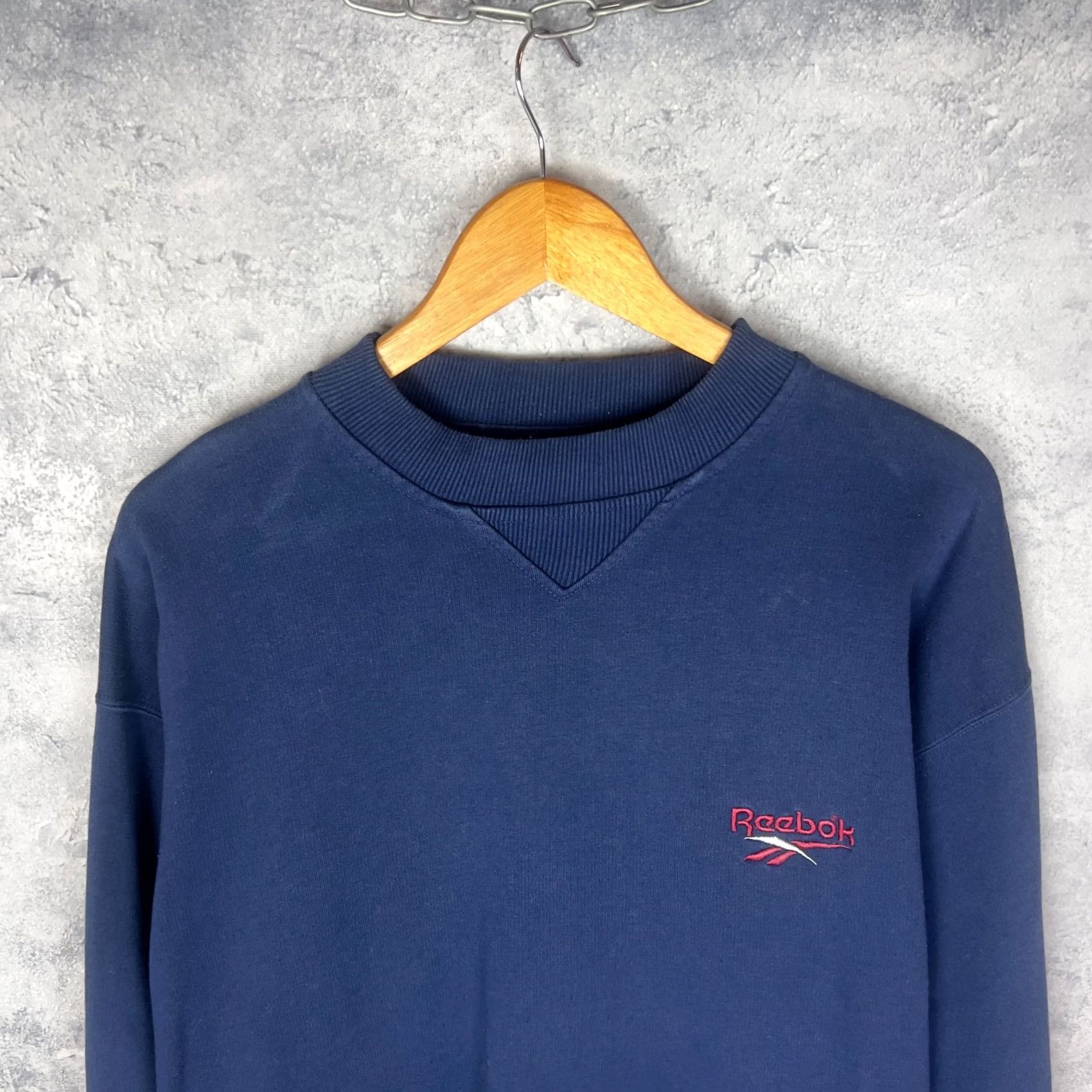 Reebok VINTAGE Reebok Sweatshirt Navy Blue Pullover Embroidered Logo M Men’s Retro Size US M / EU 48-50 / 2 - 2 Thumbnail
