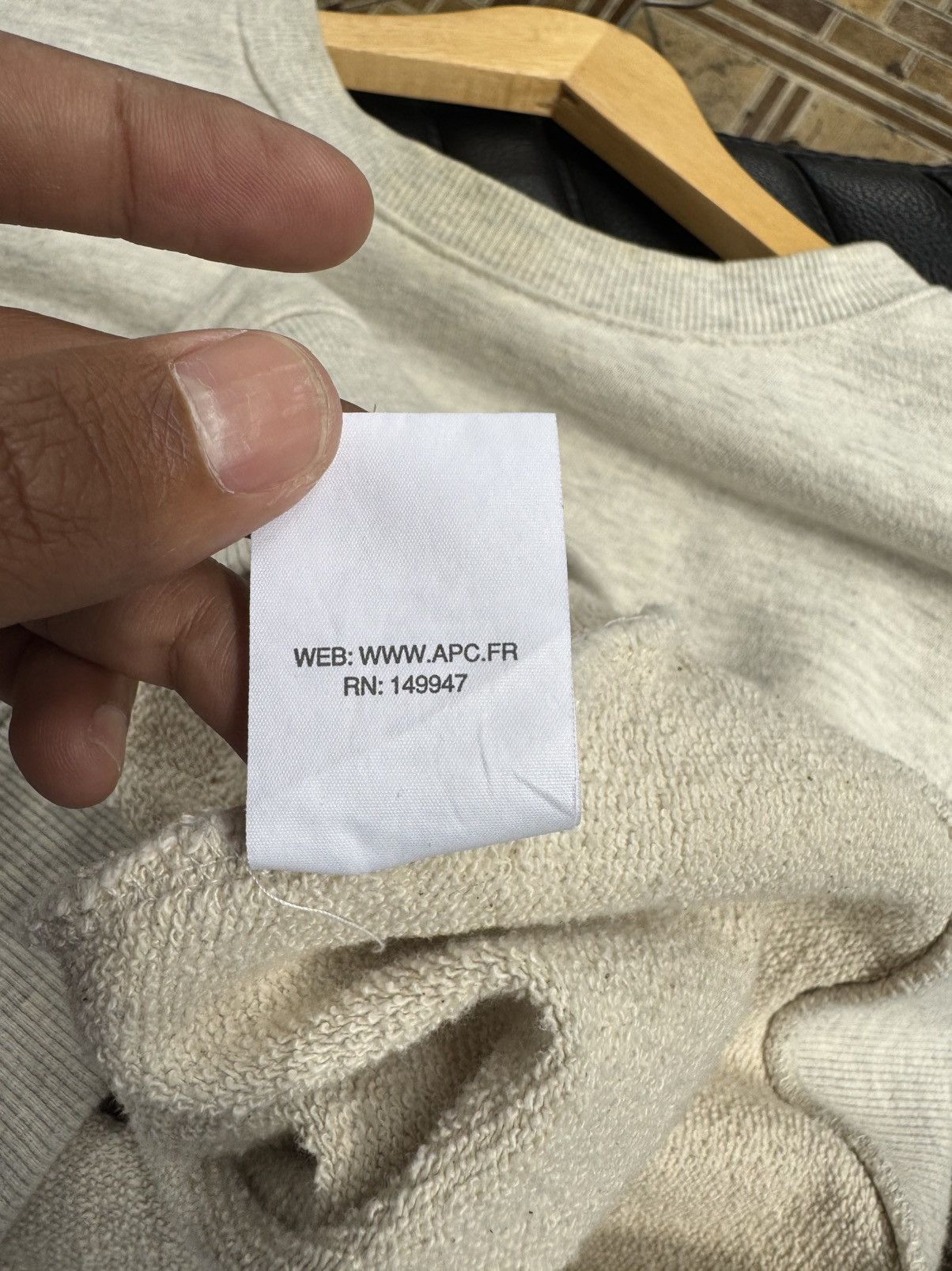 A.P.C. A.P.C RUE MADAME PARIS GREY SWEATSHIRTS Size US L / EU 52-54 / 3 - 9 Thumbnail
