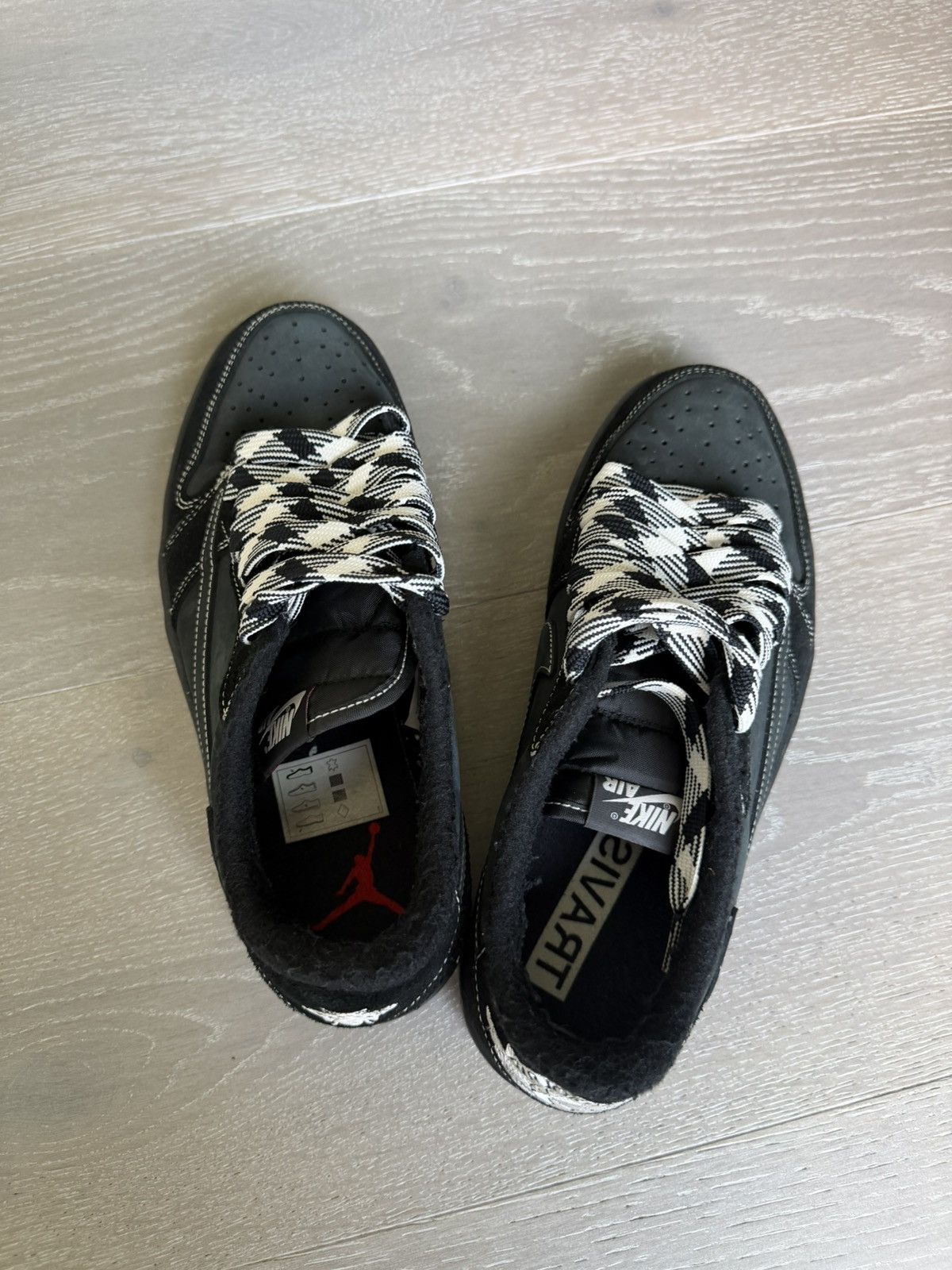 Nike Jordan 1 Retro Low OG SP Travis Scott Black Phantom Size US 9.5 / EU 42-43 - 17 Thumbnail